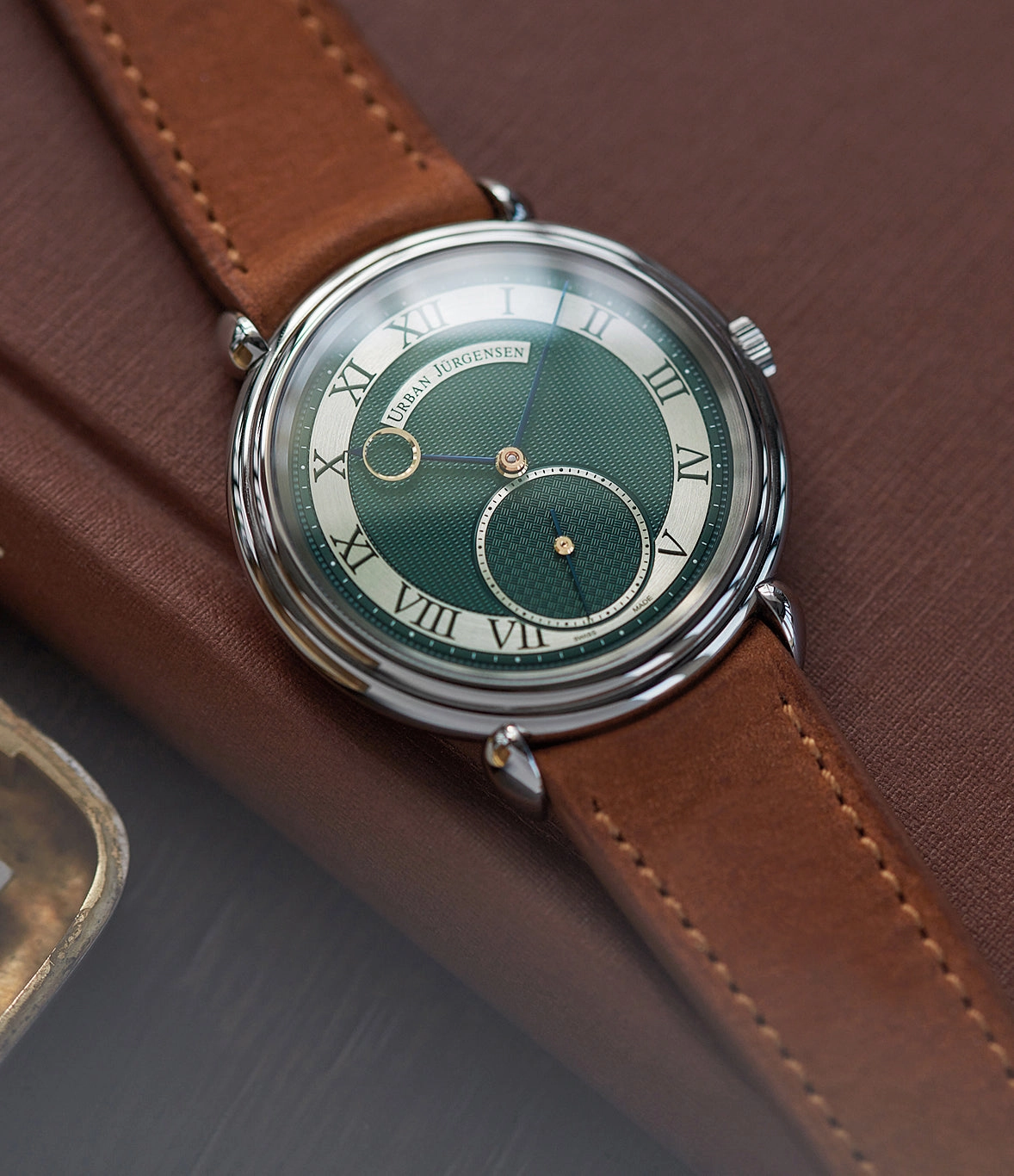 Big 8 London Edition | British Racing Green | for a good cause | Steel
