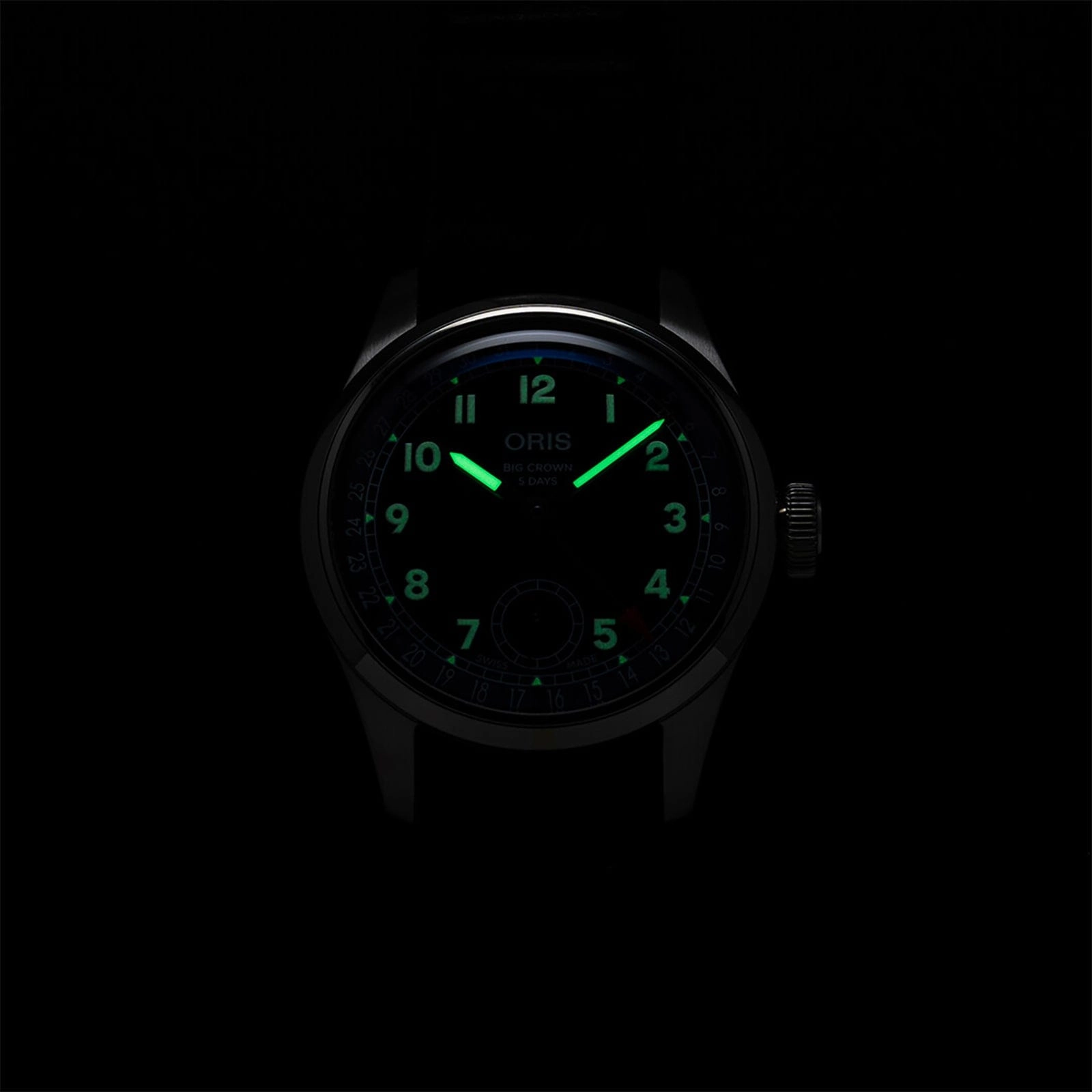 Big Crown Pointer Date Calibre 403
