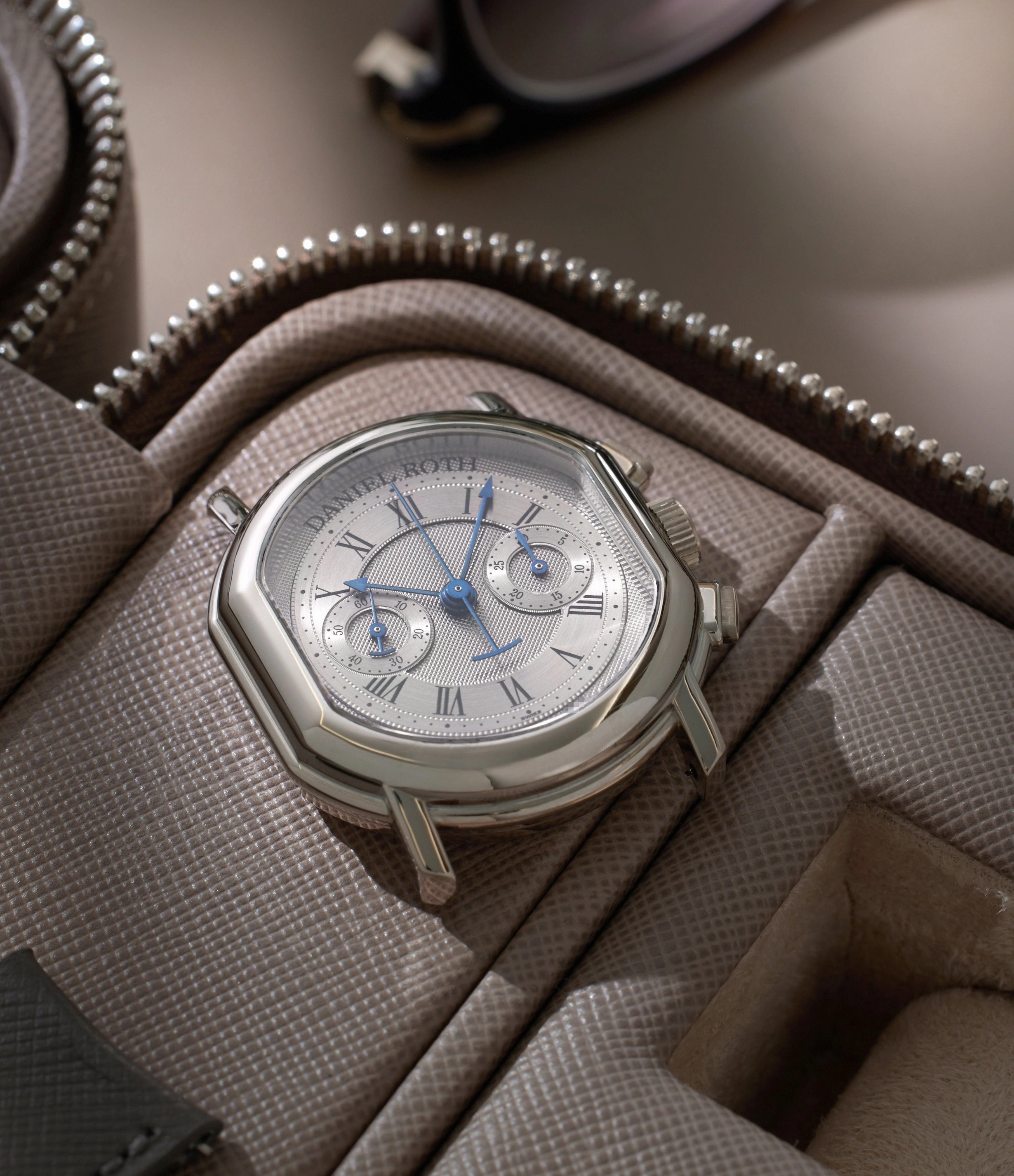 C147 Chronograph | White Gold