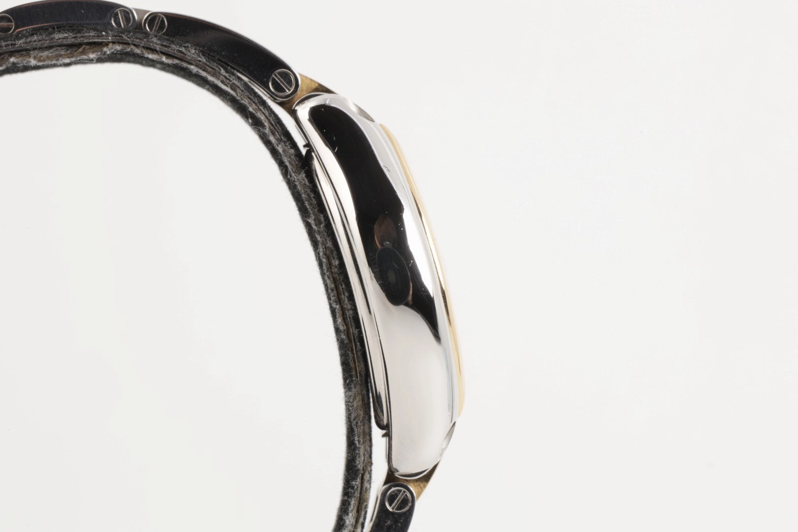 Cartier Roadster W62026Y4 2675 Stainless Steel & 18k Yellow Gold 29mm Watch