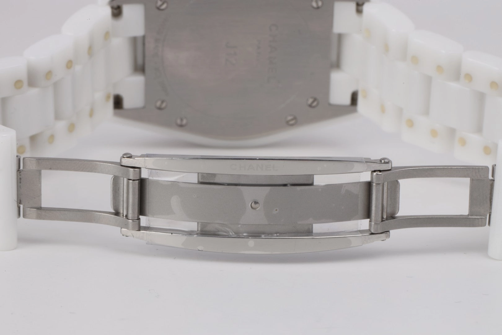 Chanel J12 Quartz H2125 Ceramic 38mm Watch