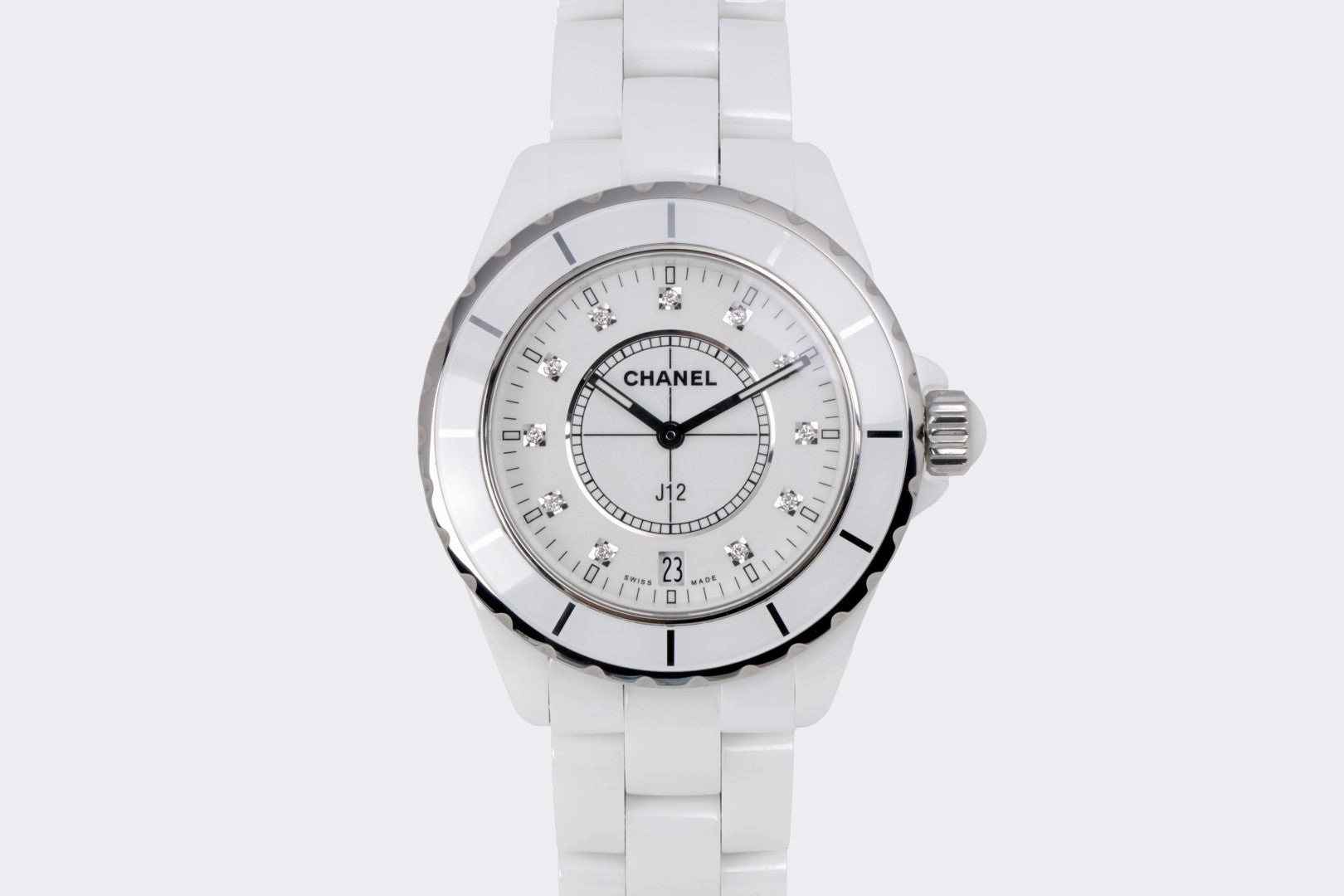 Chanel J12 Quartz H2125 Ceramic 38mm Watch