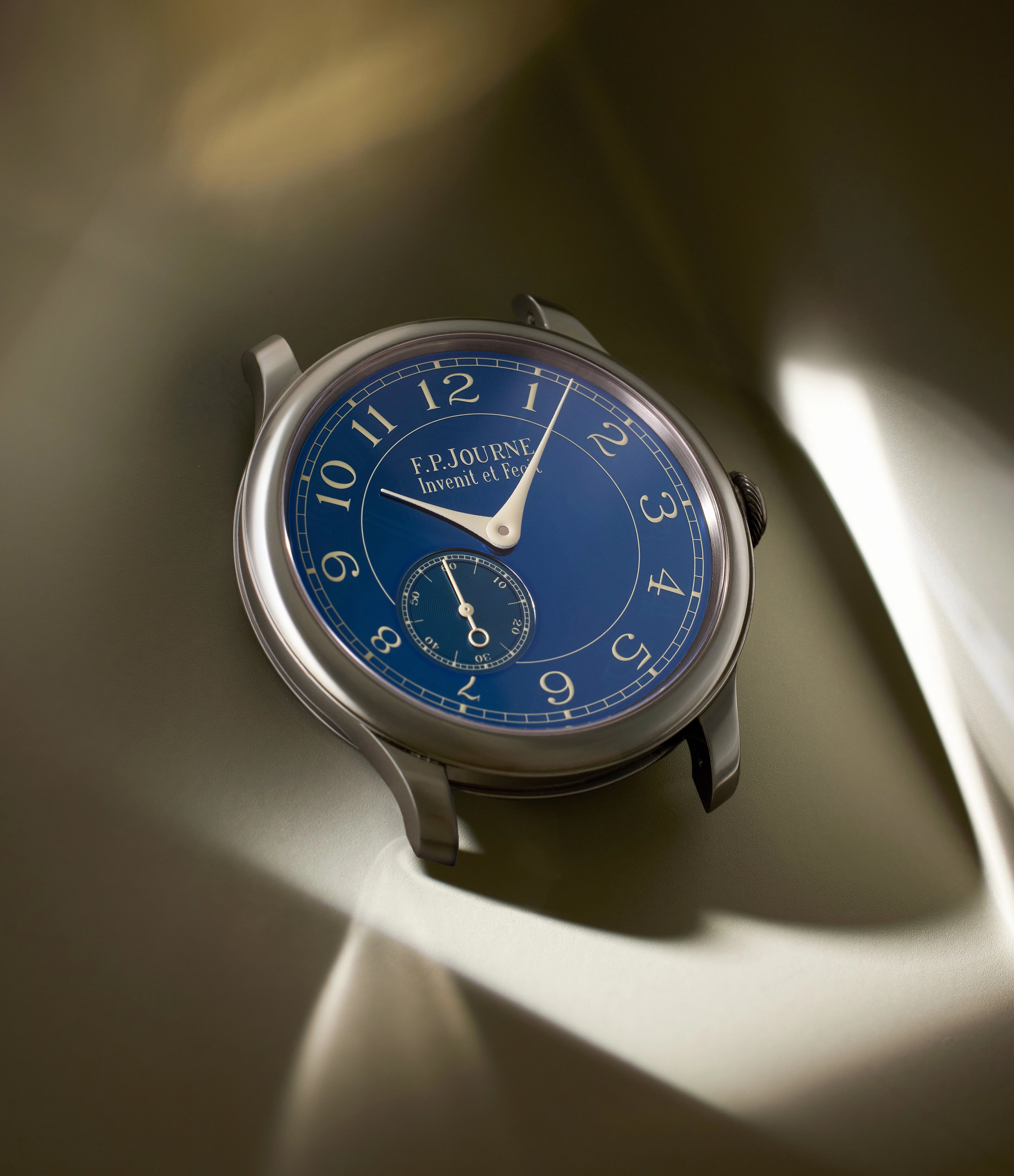 Chronometre Bleu | Tantalum