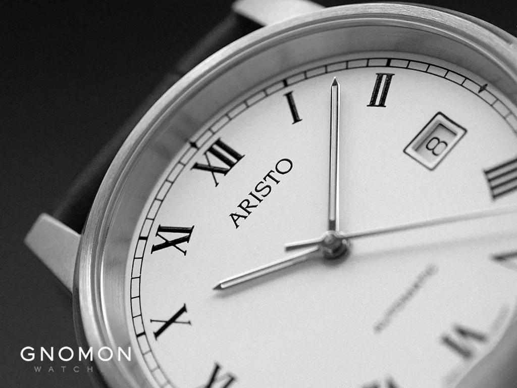 Classic White Roman 7H169-L - Sapphire