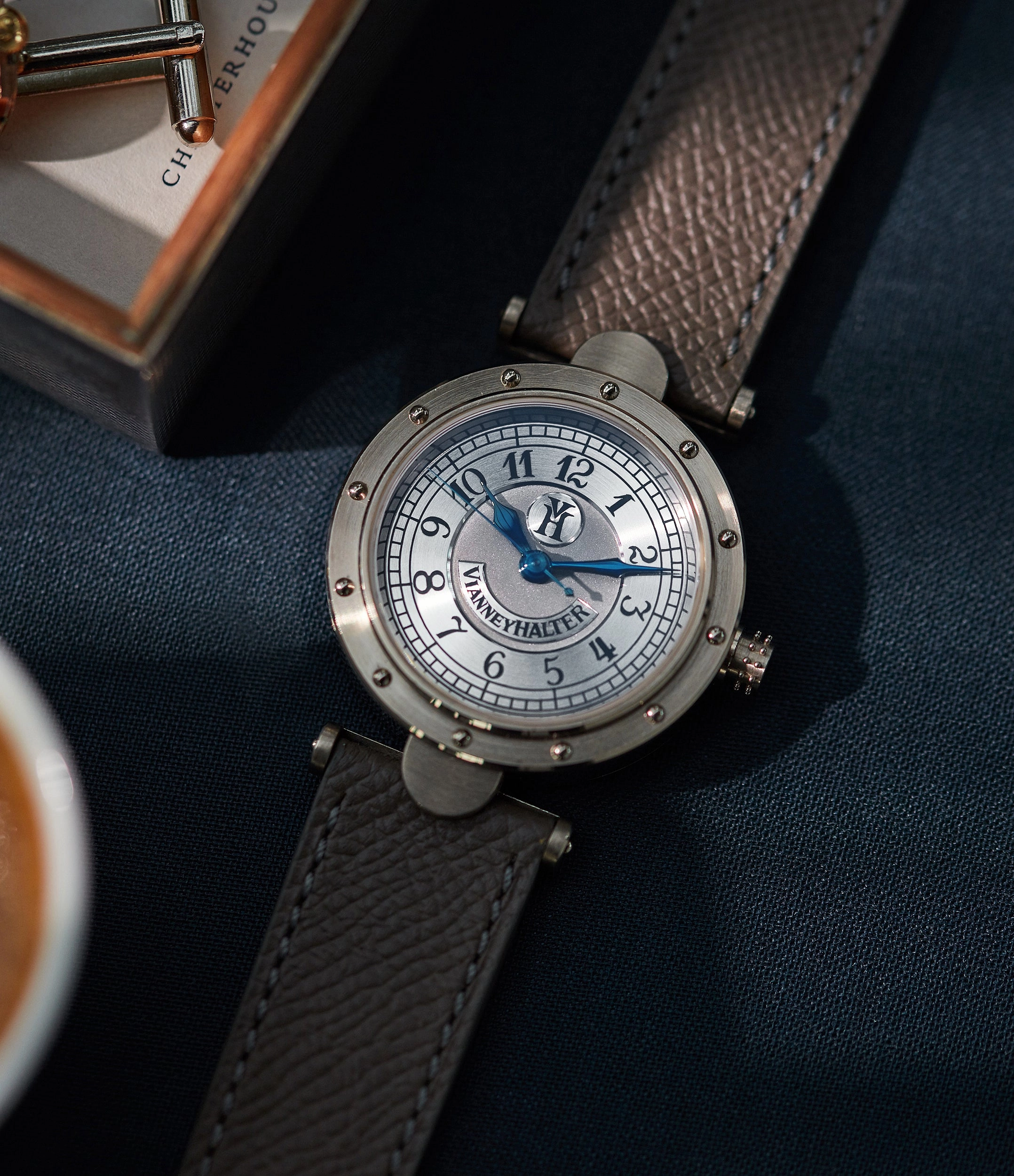 Classic | White Gold