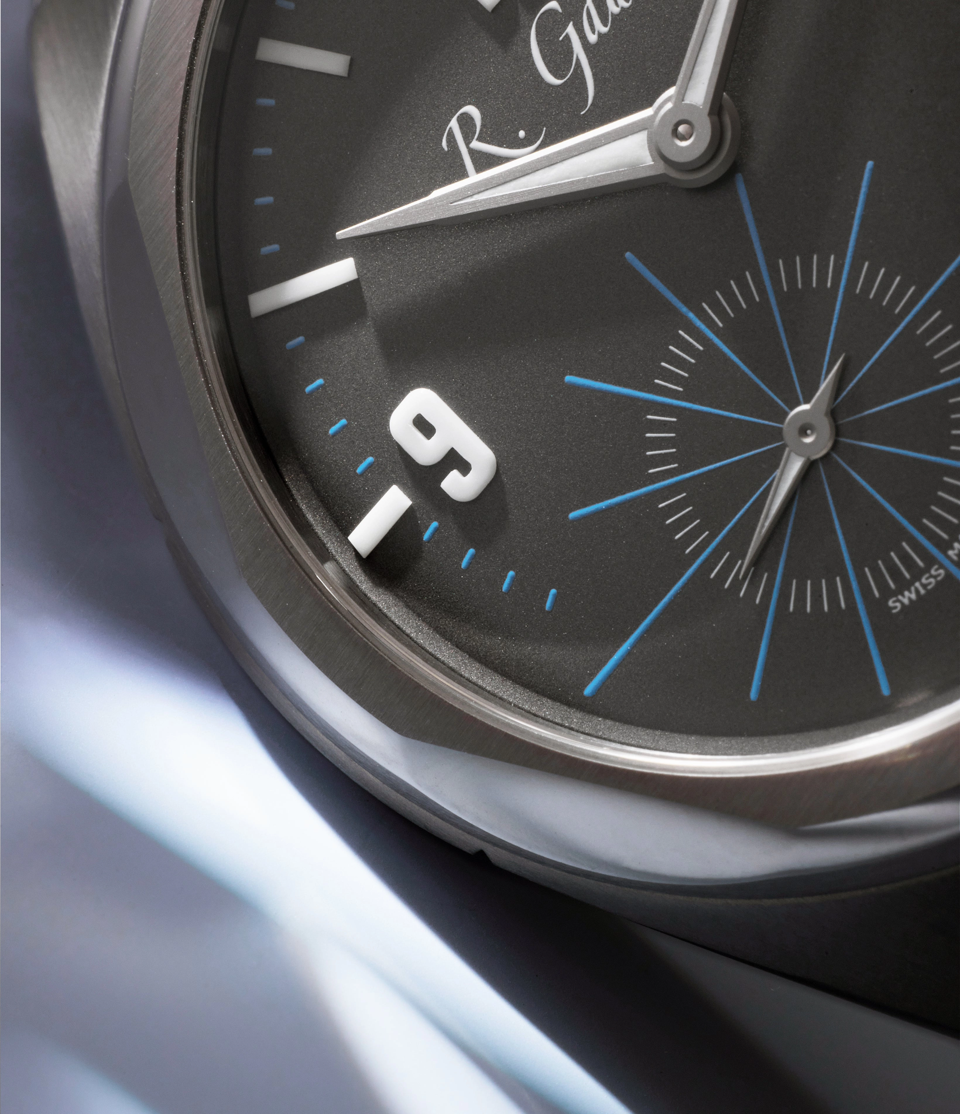 Continuum | Titanium