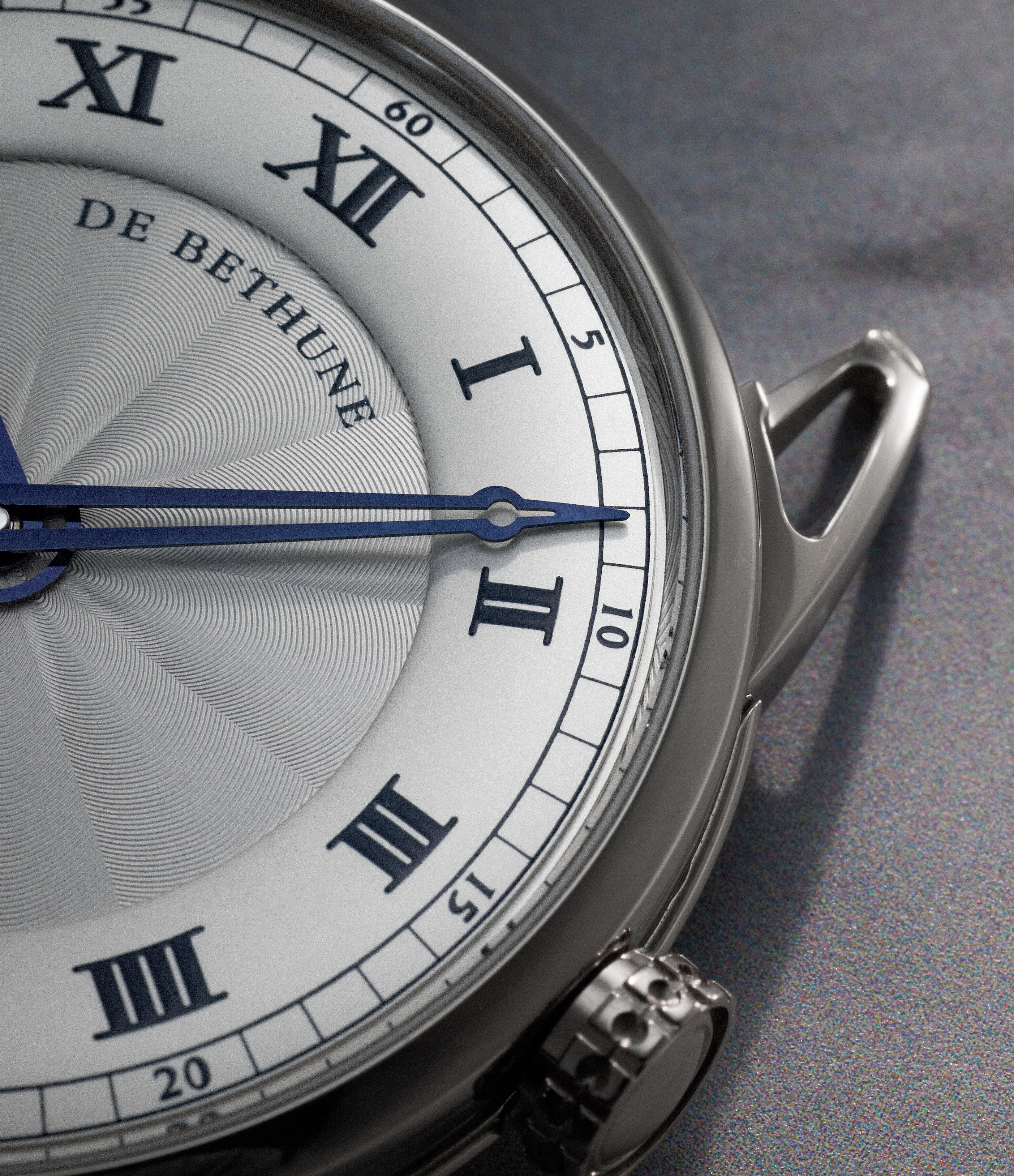 DB25 | 40mm | White Gold