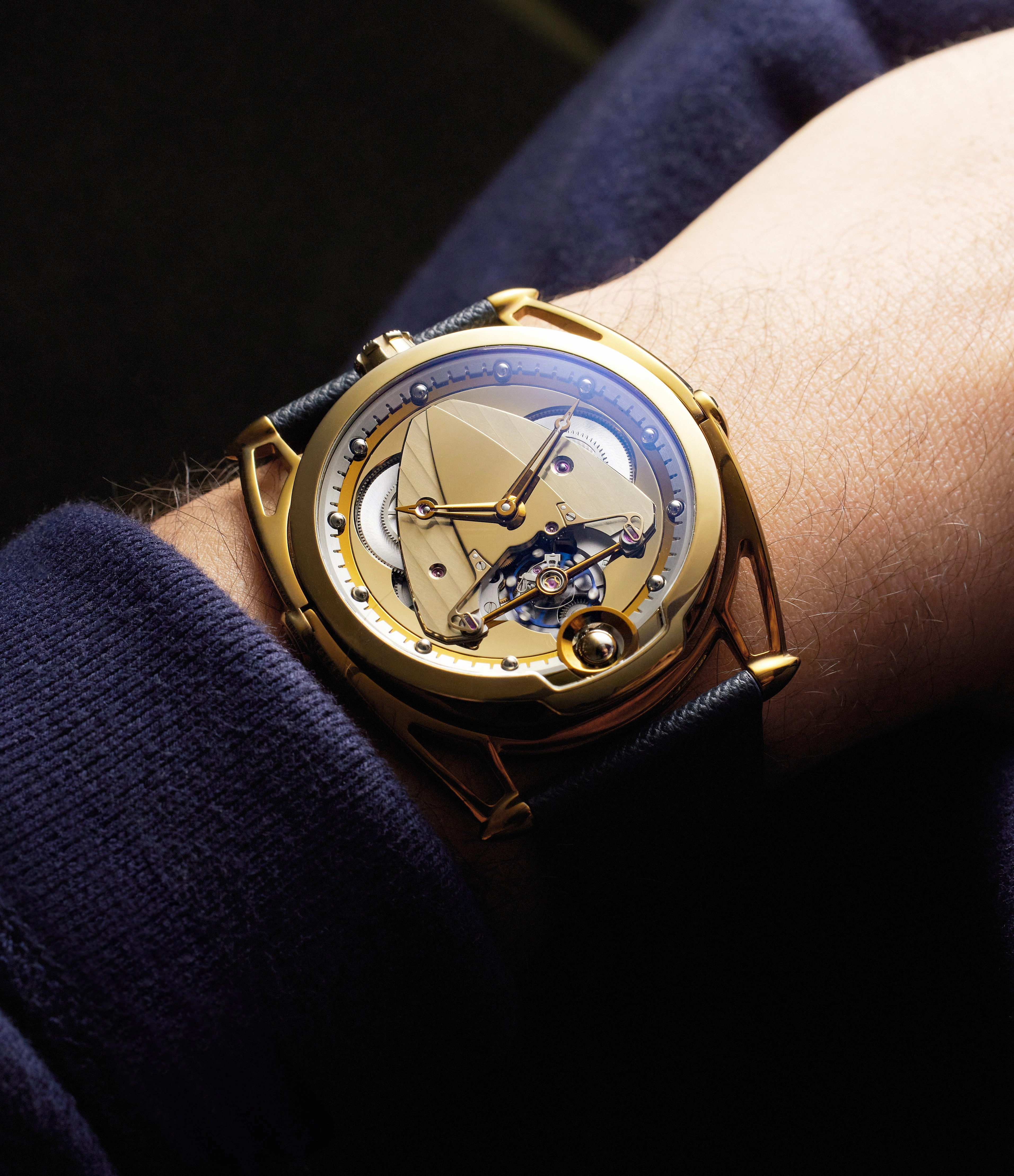 DB28 Yellow Tones | Titanium