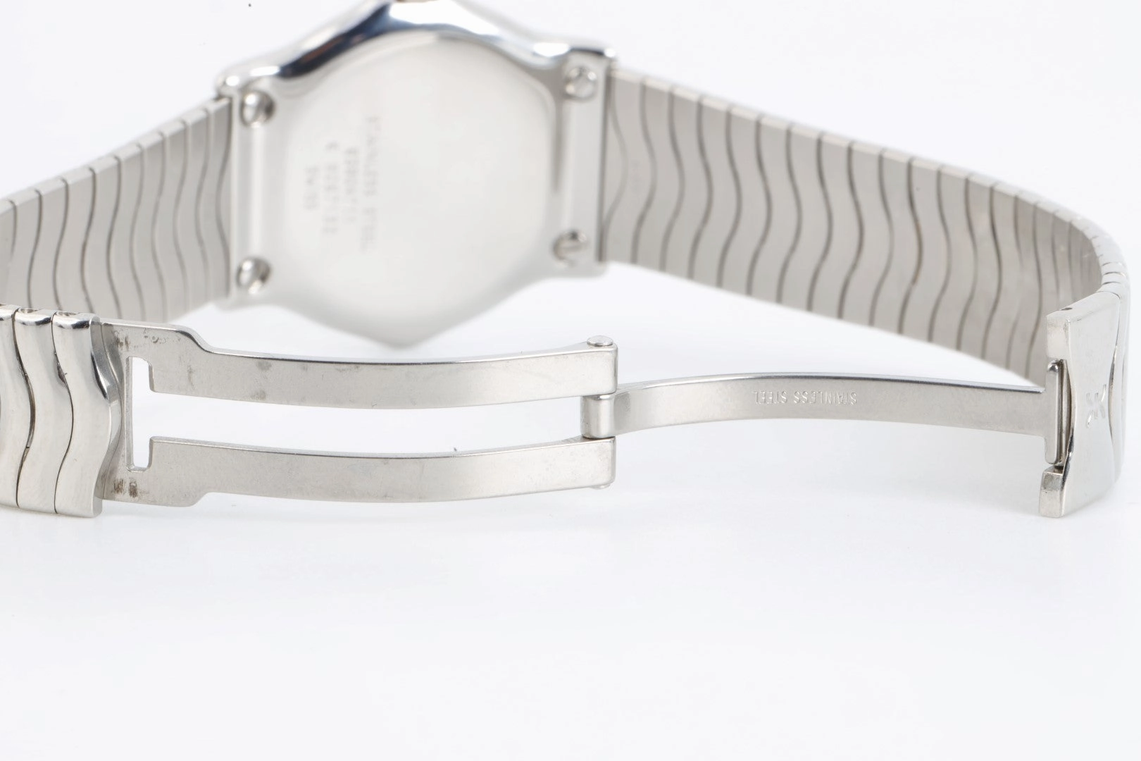 Ebel Sport Classic Wave E9087132 Stainless Steel 31mm Ladies Watch