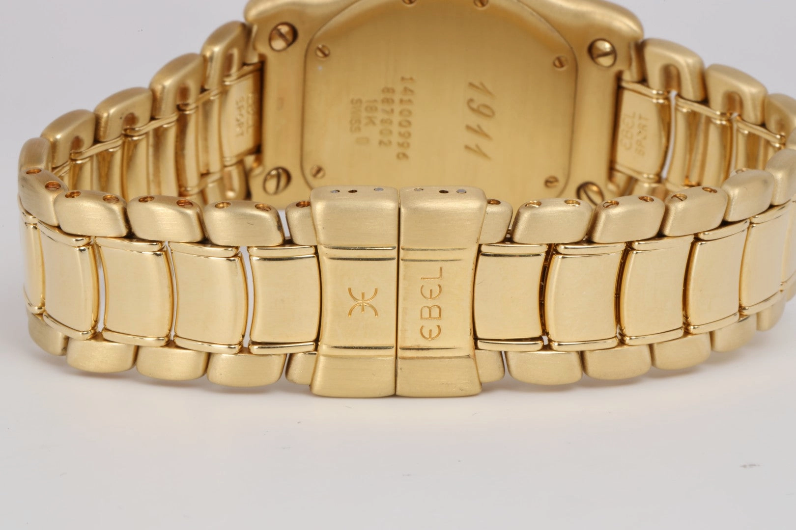 Ebel Sportwave 887902 18k Yellow Gold 34mm Watch (131.07g.)