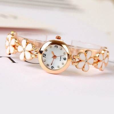 Four-leaf clover flower bracelet watch