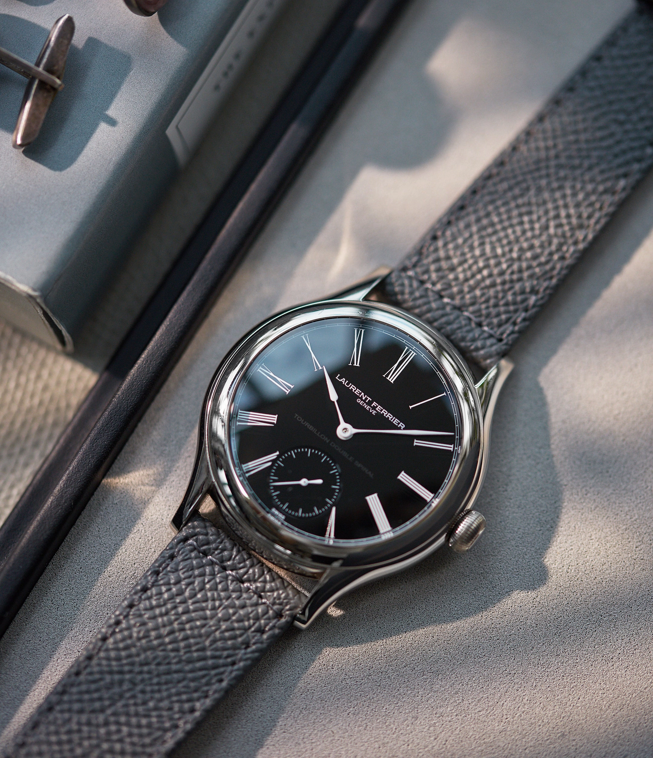 Galet Classic Tourbillon | White Gold