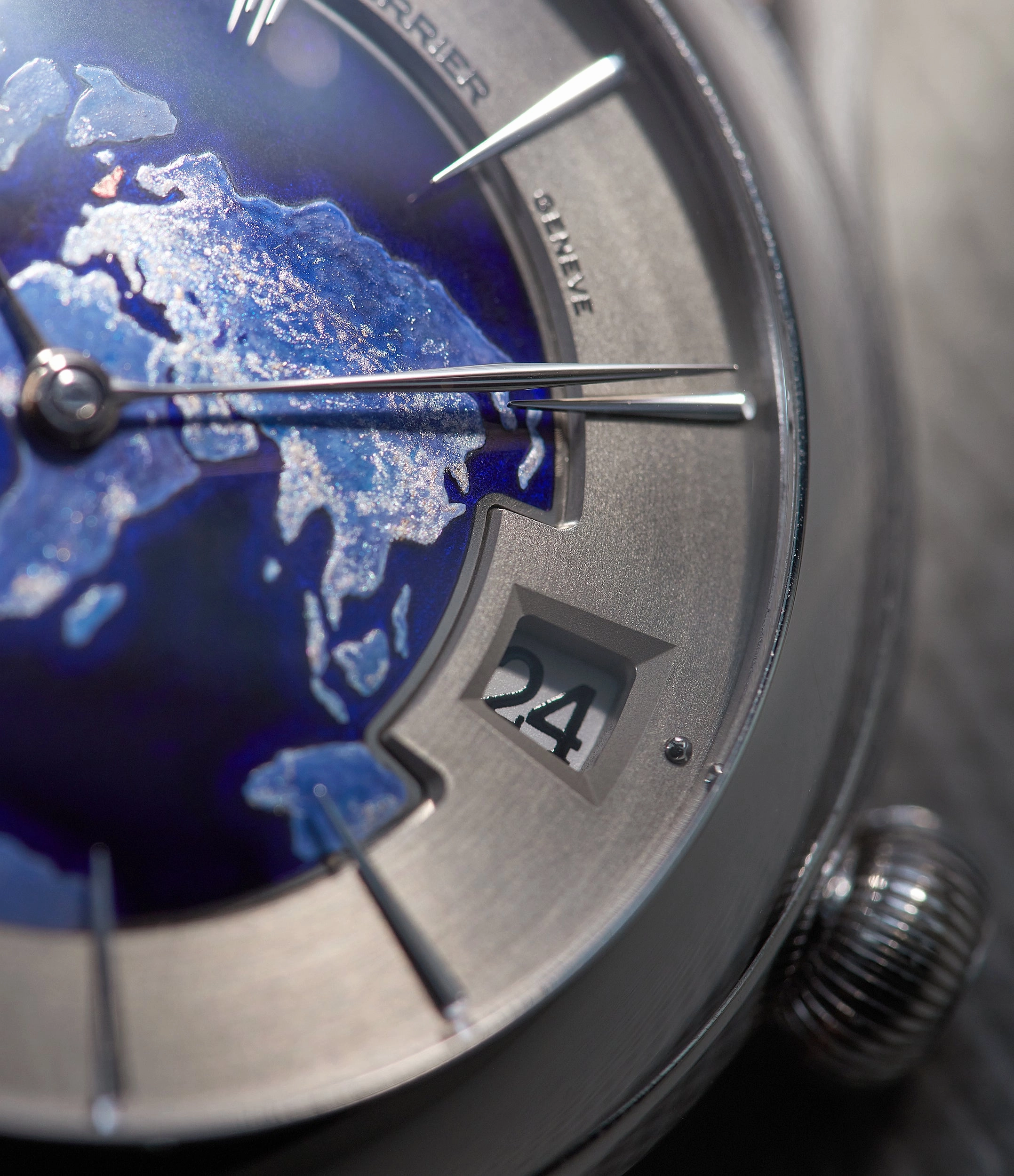 Galet Traveller | Globe Night | Platinum