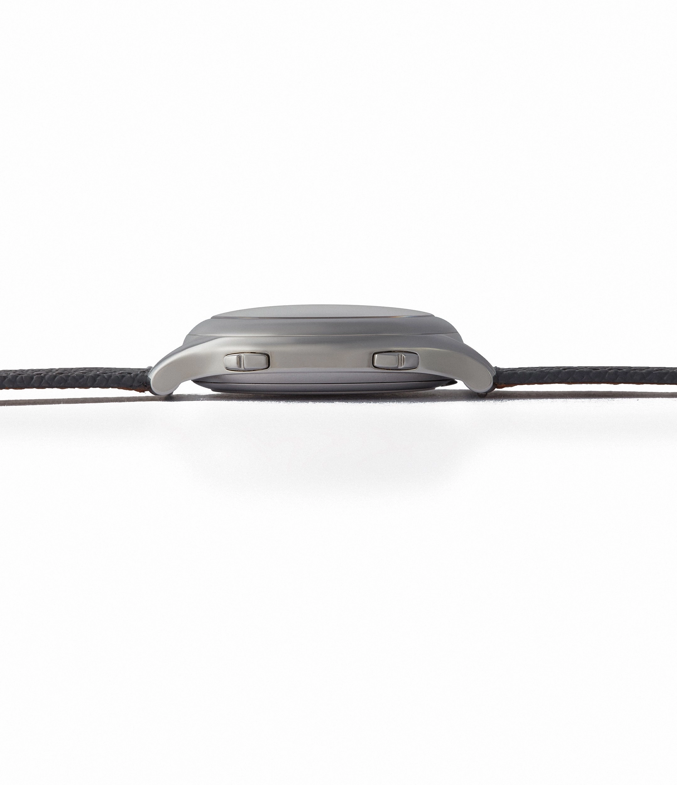 Galet Traveller Boral LF 230.01 | Luminous Sector Dial | Steel