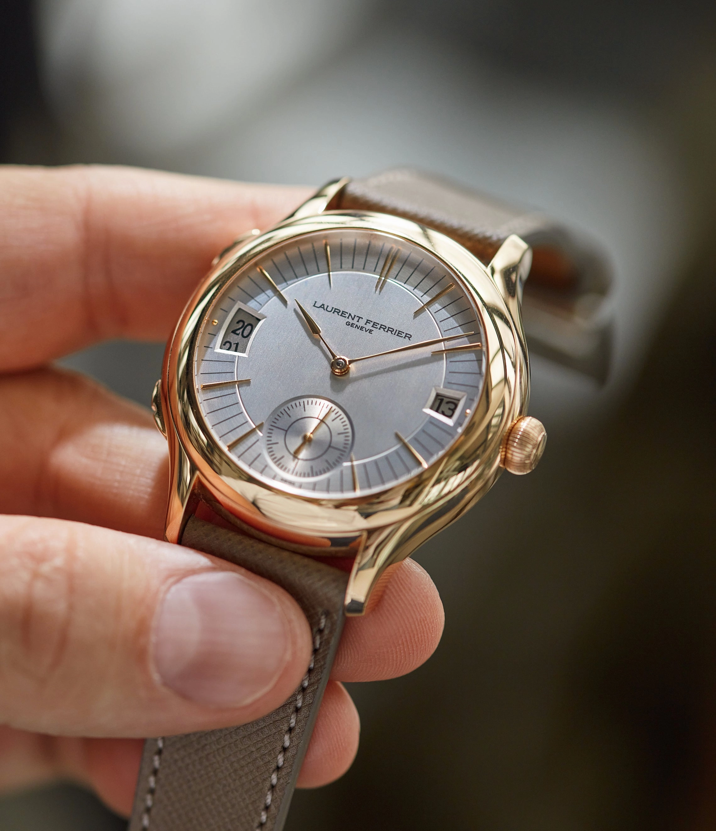 Galet Traveller LF 230.01 | Rose Gold