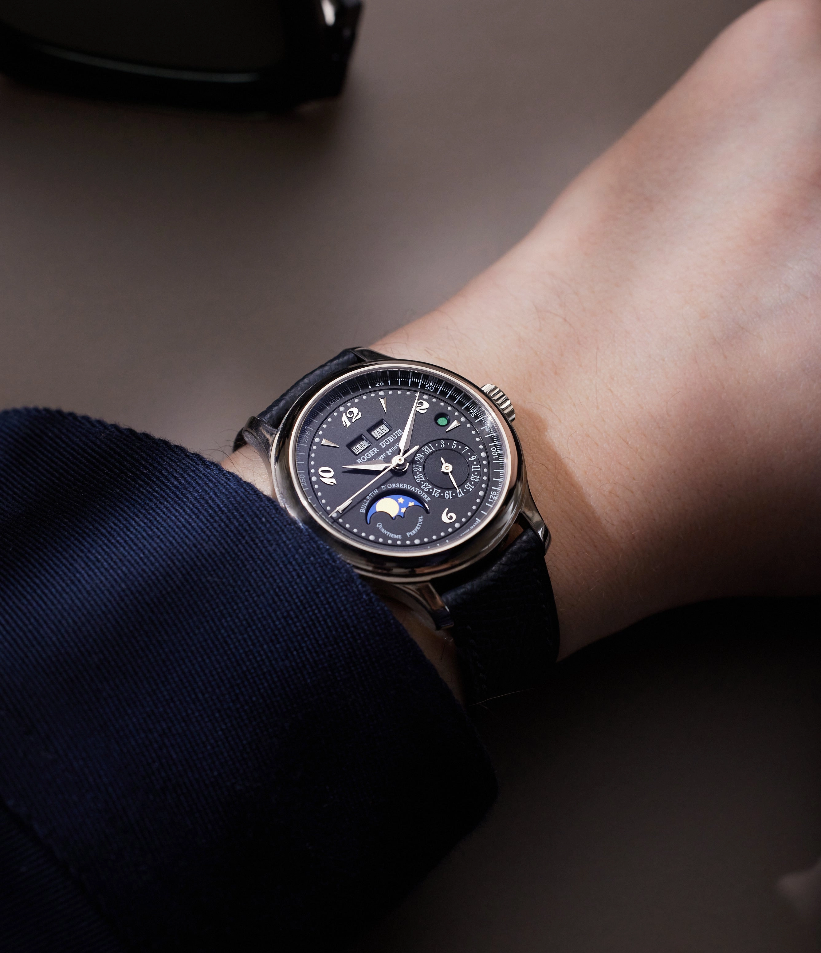 Hommage 37 | Perpetual Calendar | 18k White Gold