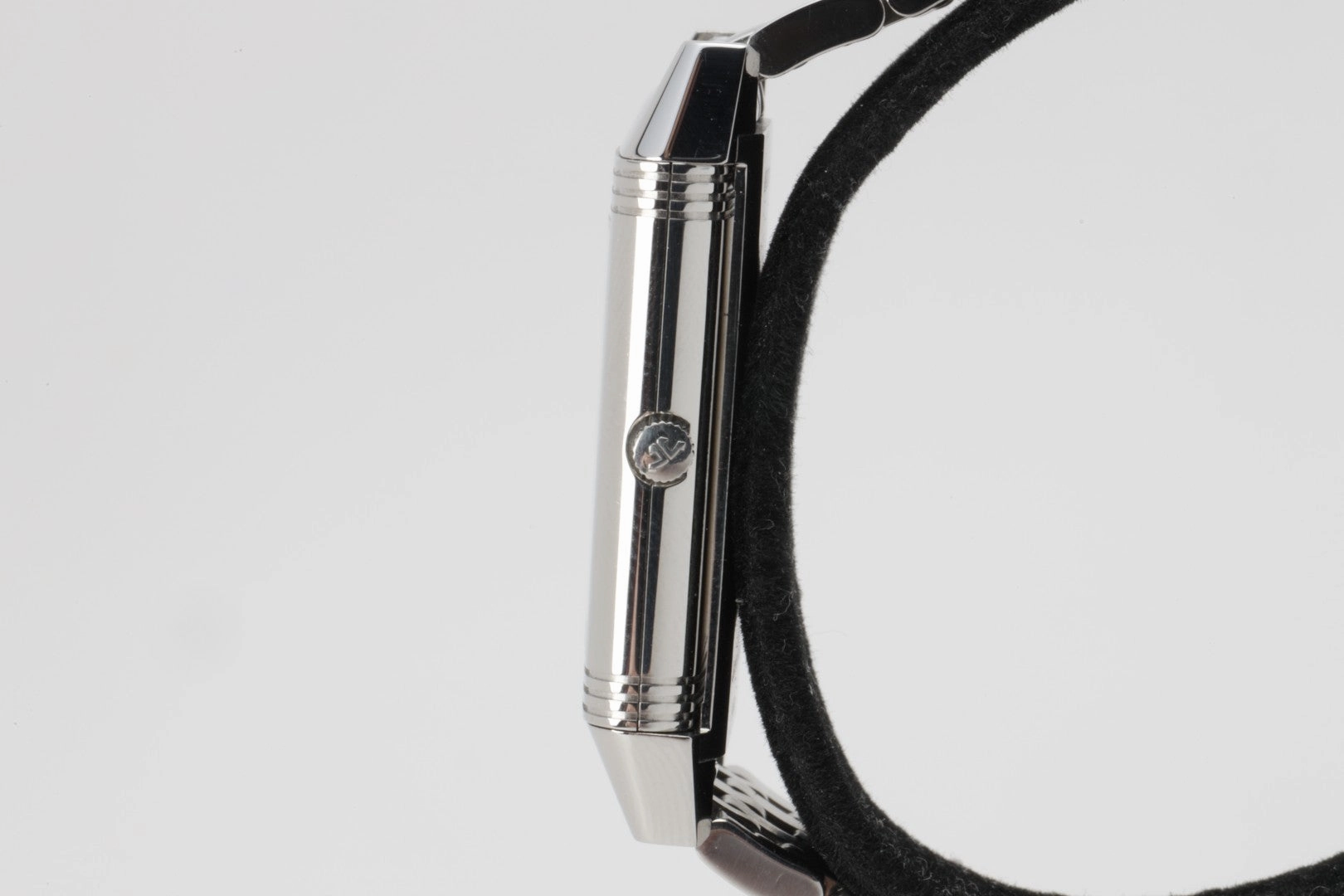 Jaeger Le Coultre Reverso 250.8.08 Stainless Steel 23mm Ladies Watch