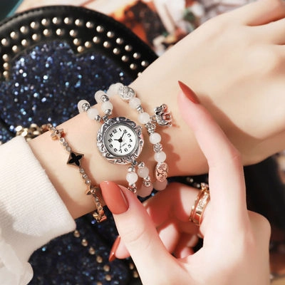 Korean Style Minimalist Artistic Bracelet Watch