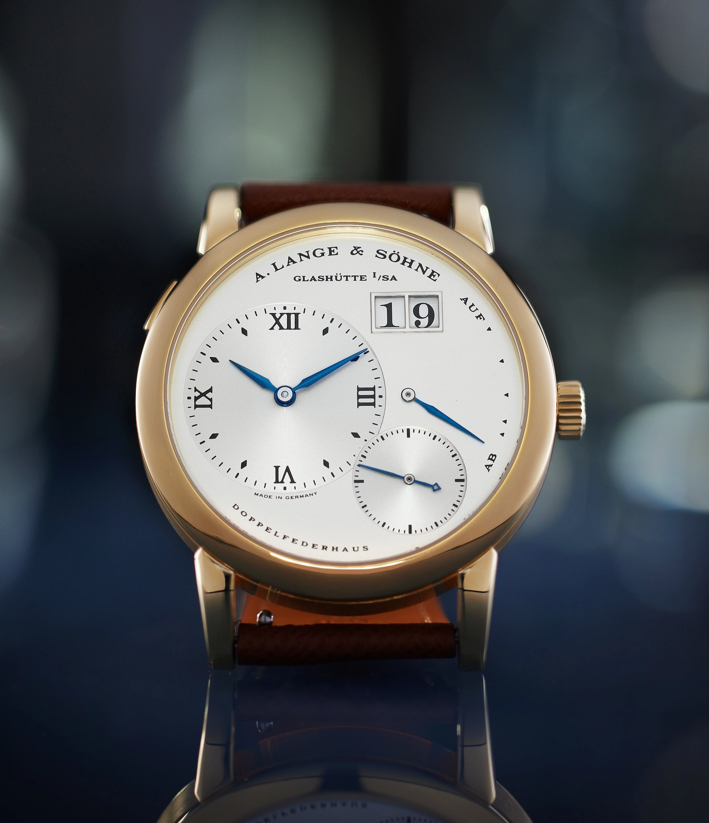 Lange 1 | 101.002 | Closed Caseback | Yellow Gold