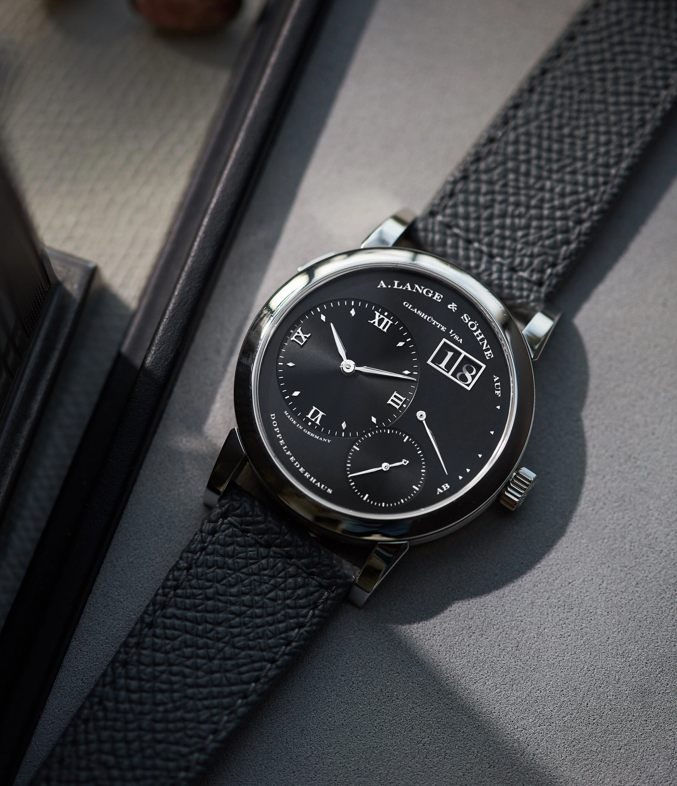 Lange 1 'Darth' | Platinum