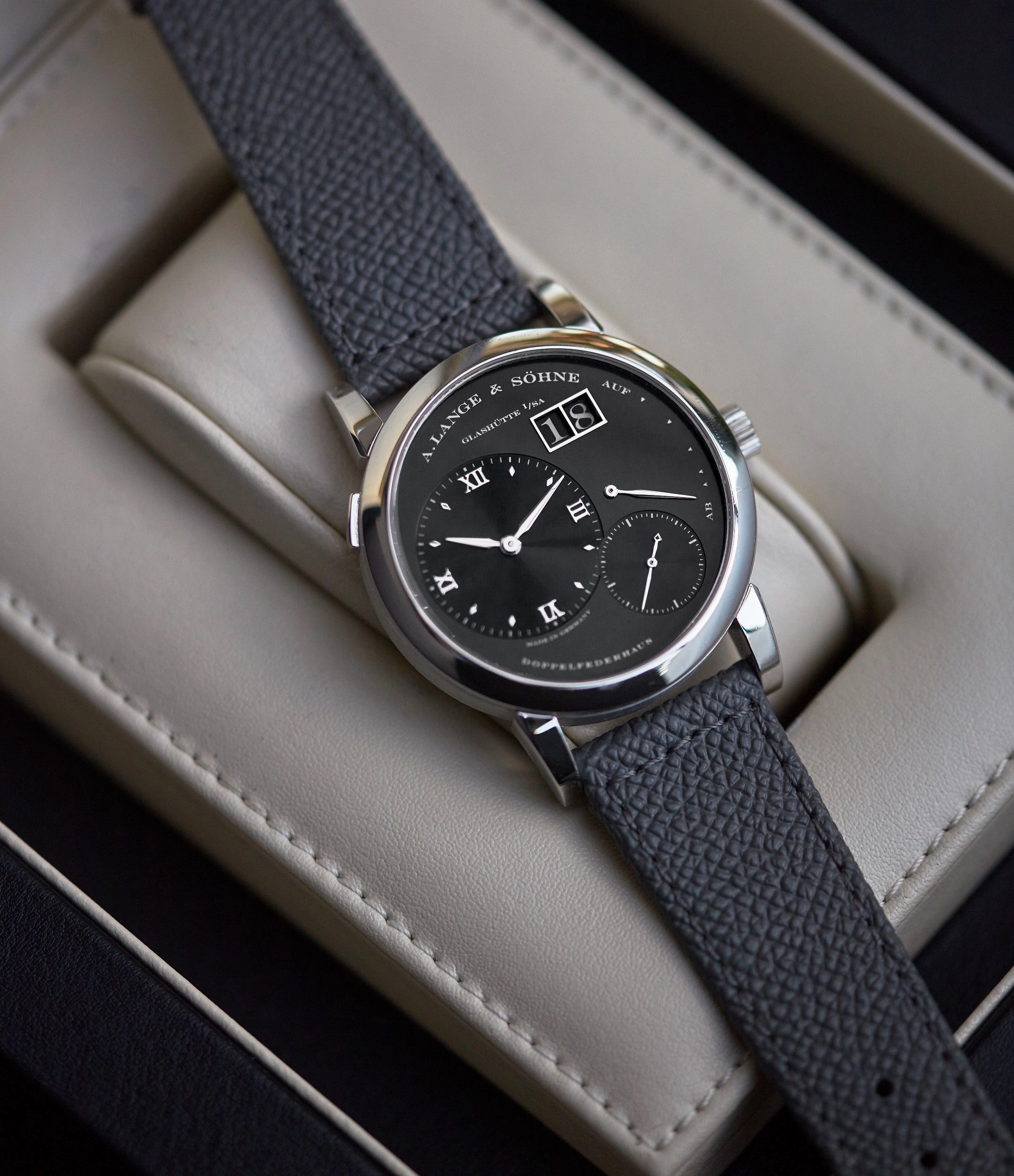 Lange 1 'Darth' | Platinum