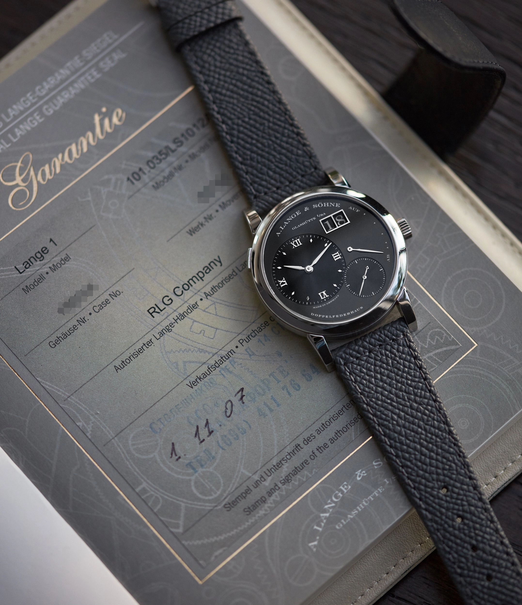 Lange 1 'Darth' | Platinum
