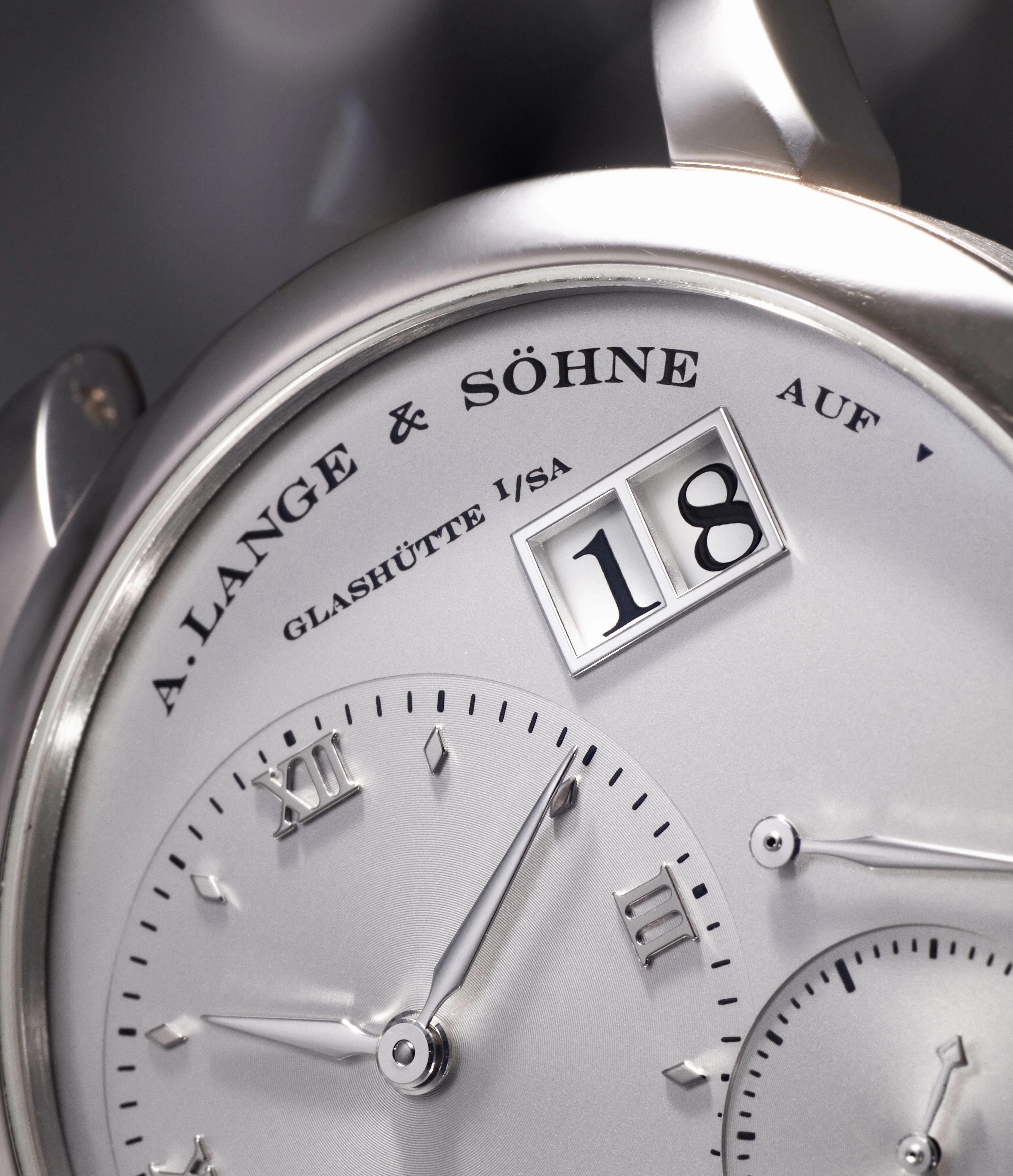 Lange 1 | "Stealth" | 101.025 | Platinum