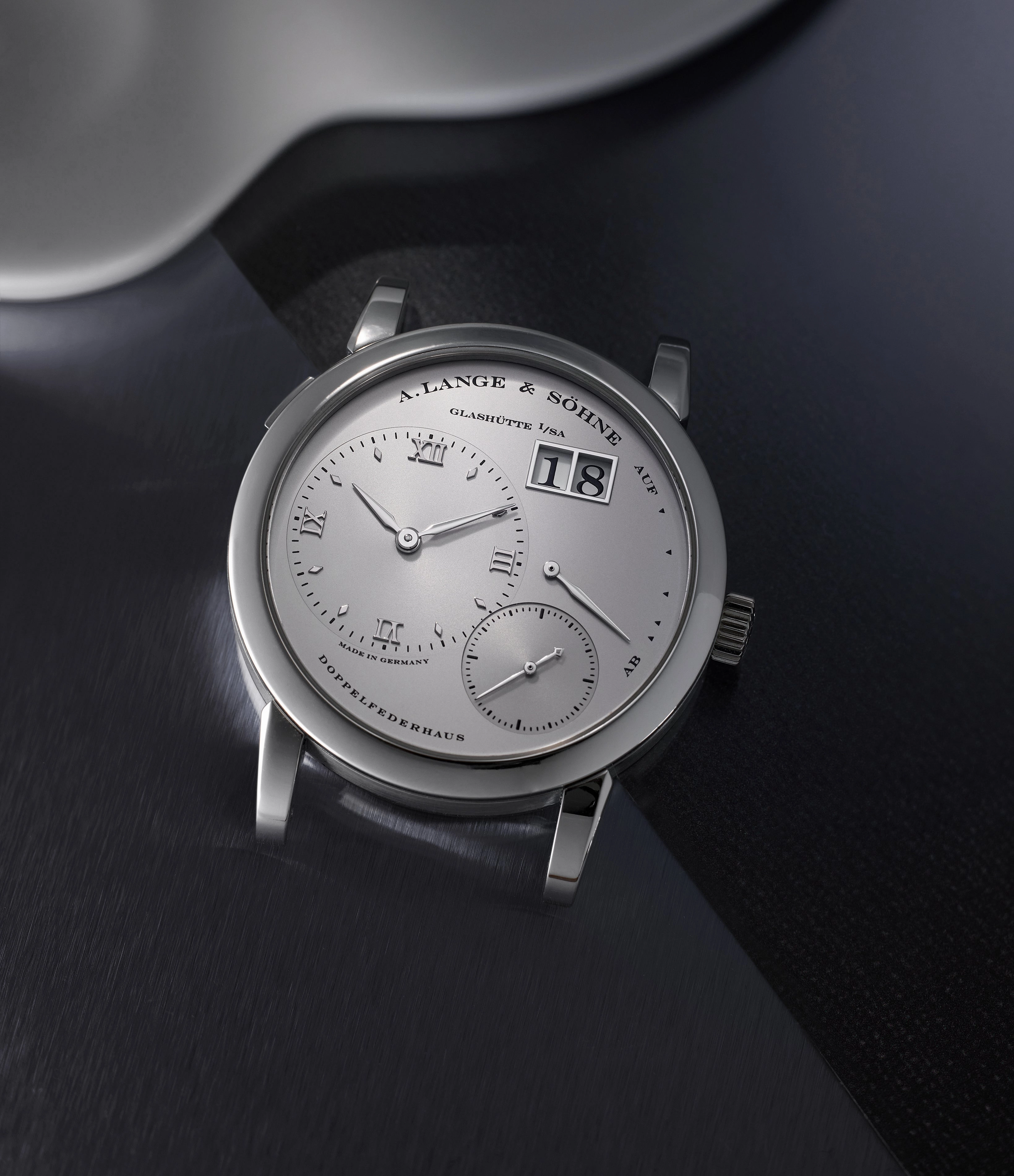 Lange 1 | "Stealth" | 101.025 | Platinum