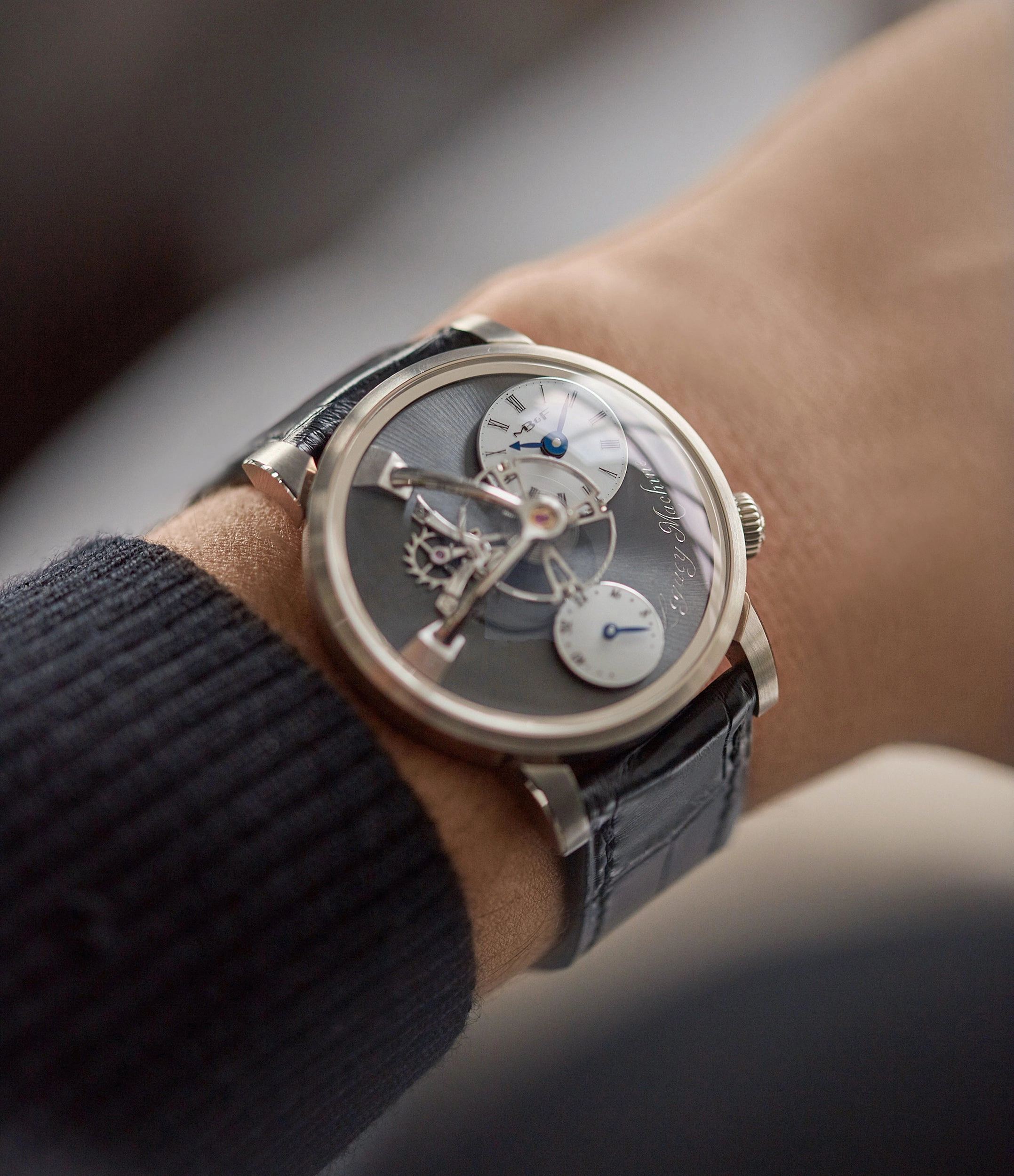 Legacy Machine LM101 | White Gold
