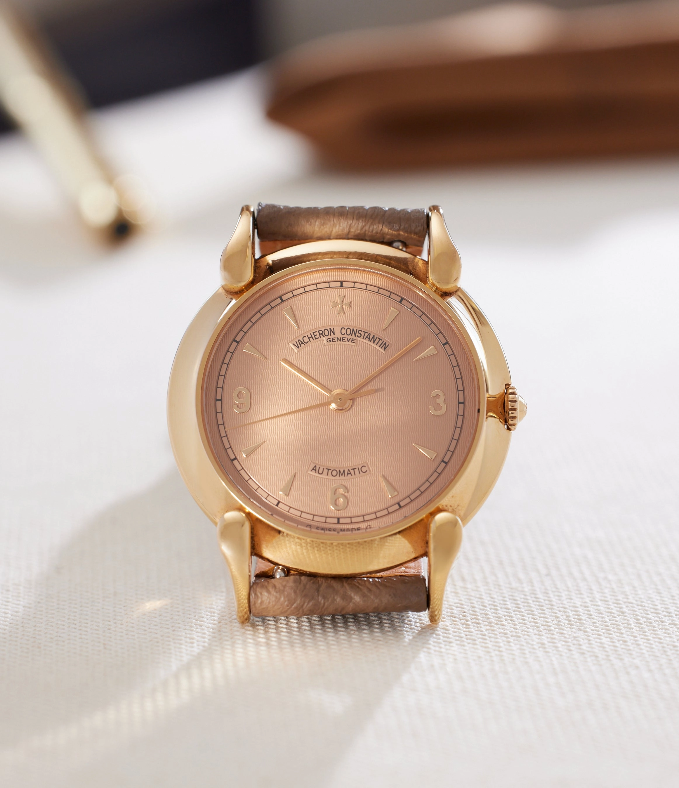 Les Historiques reference 48003 | Rose Gold