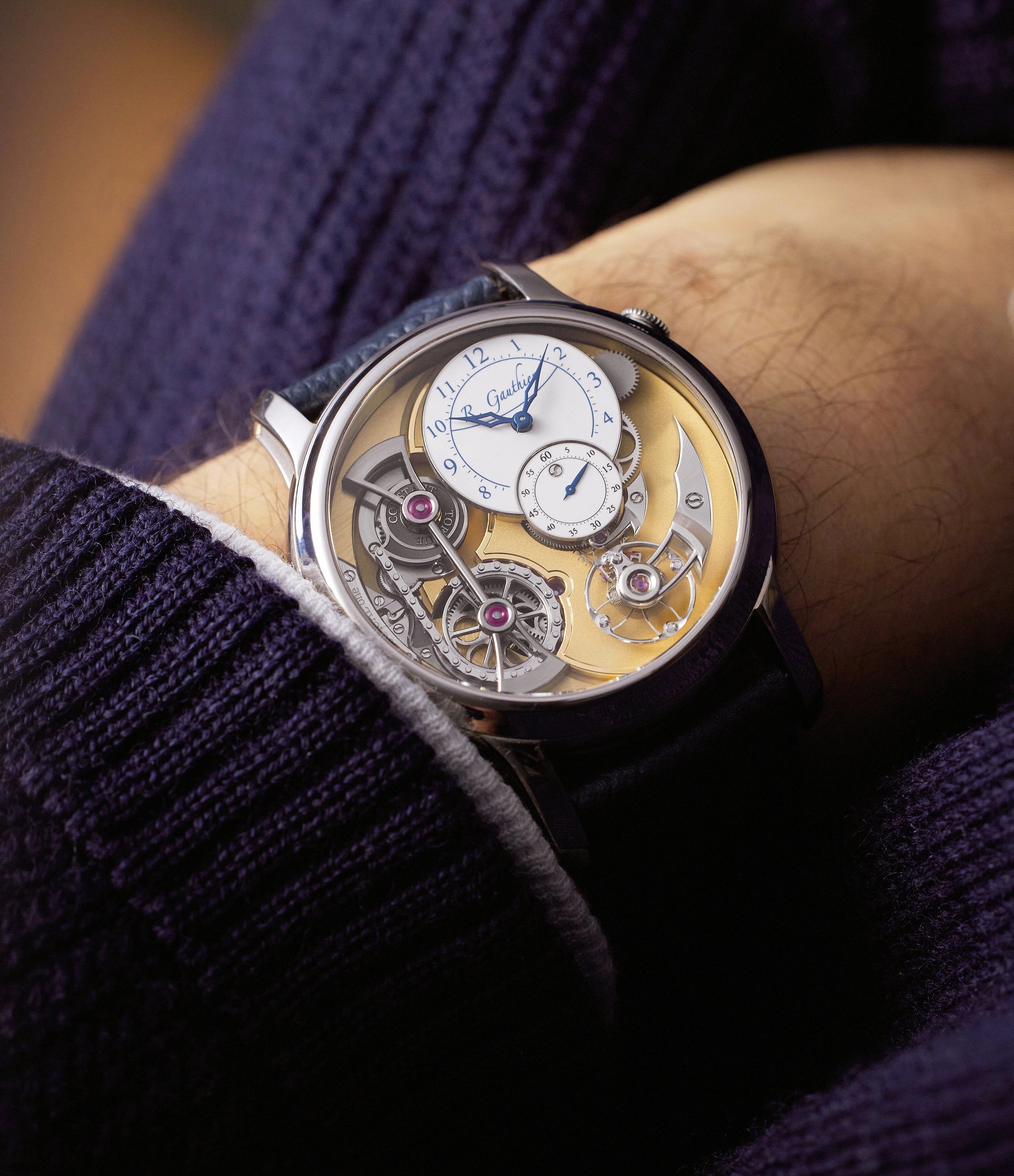 Logical One | MON00164 | White Gold
