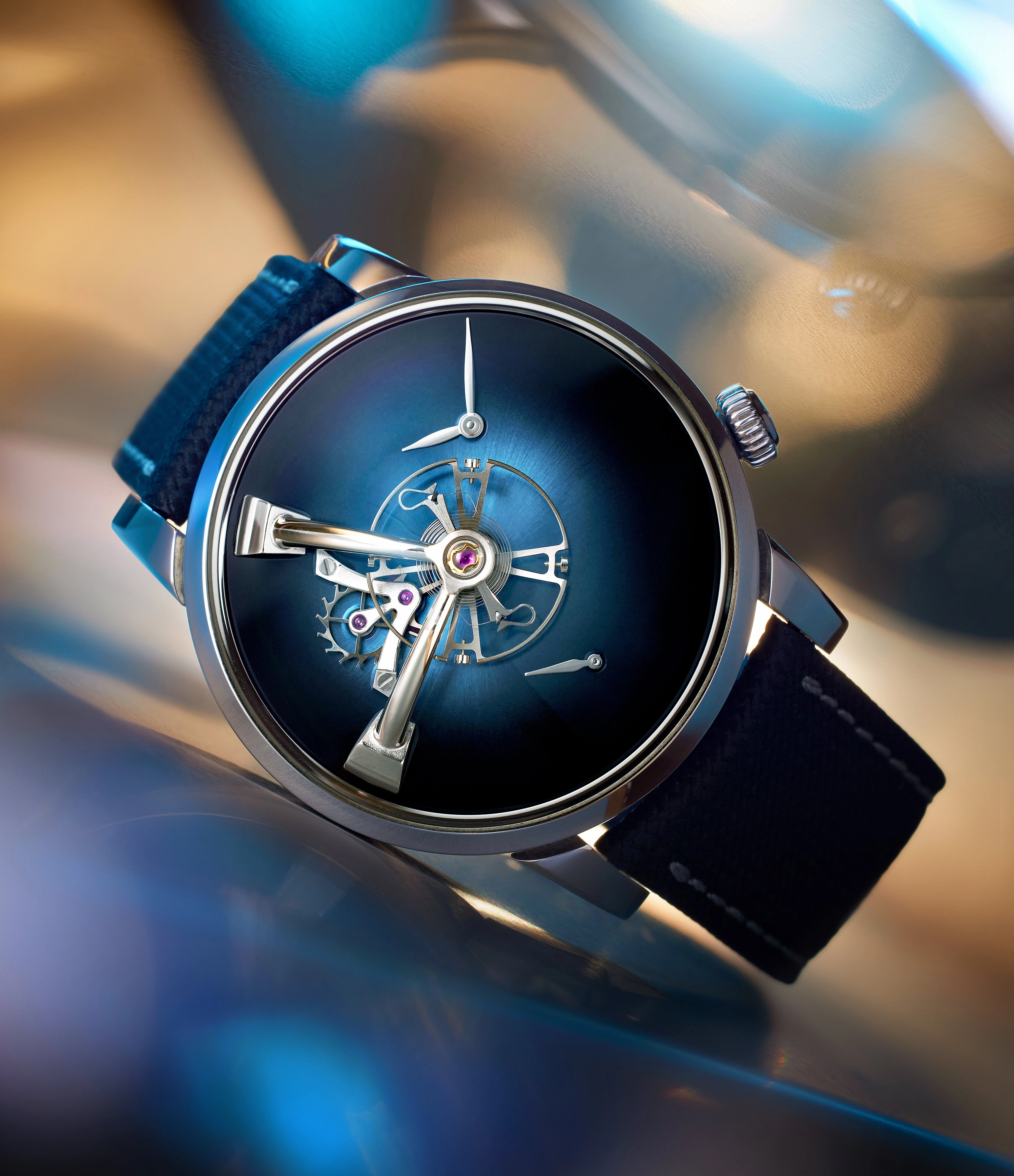 MB&F x H. Moser & Cie LM101 | Funky Blue | Stainless Steel