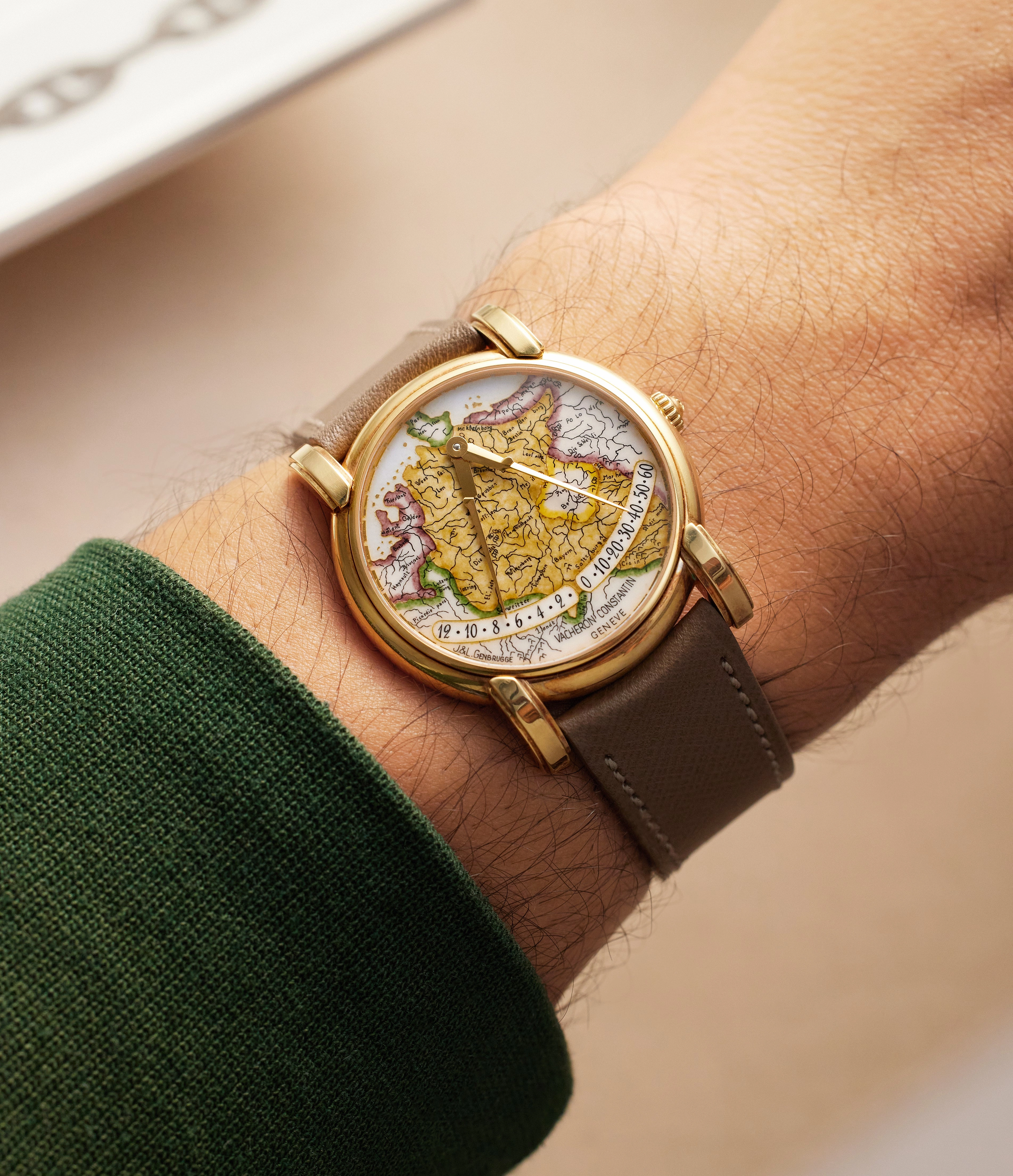 Mercator | Ref. 43050 | Yellow Gold