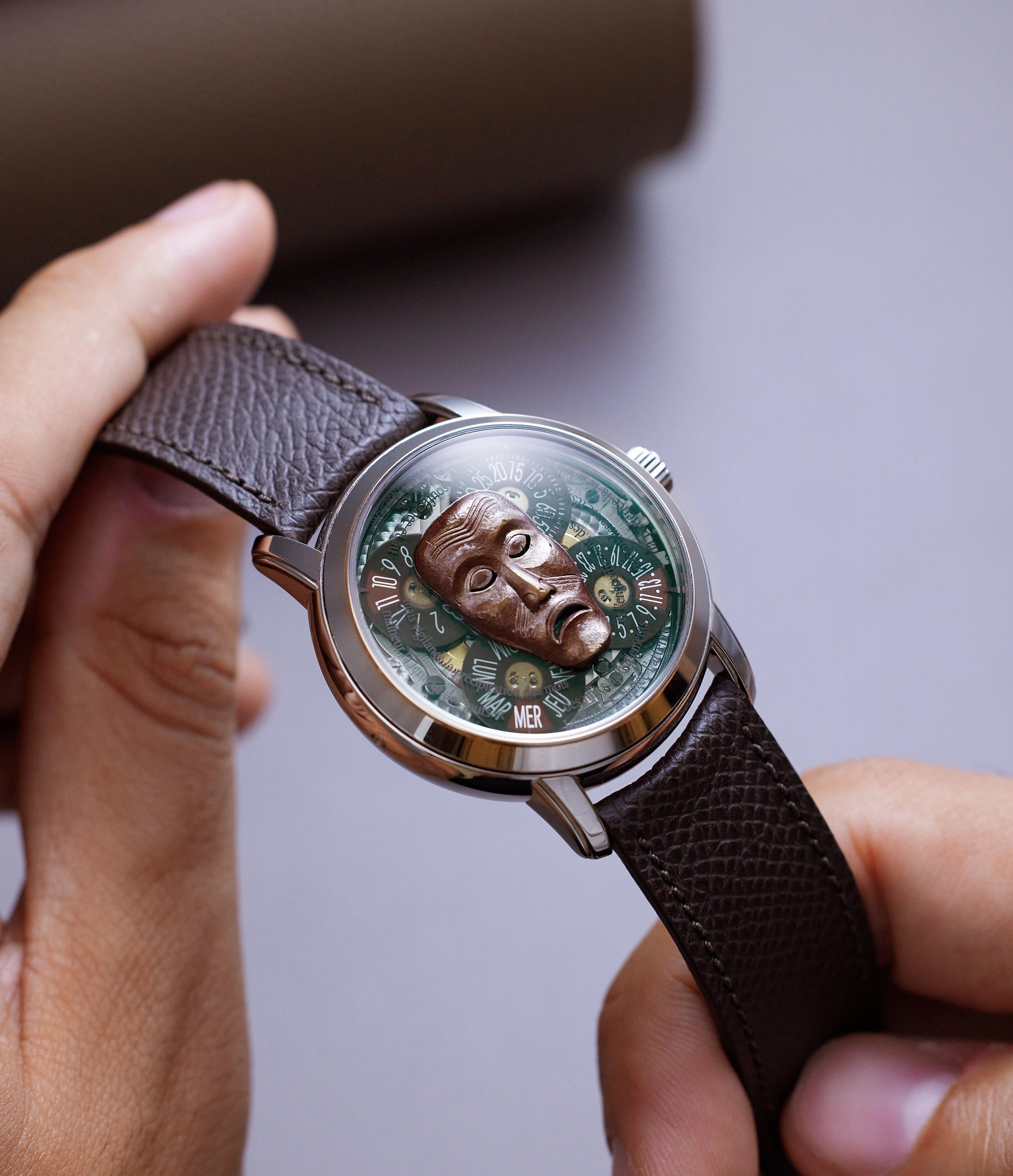 Metiers dArts Les Masques | White Gold