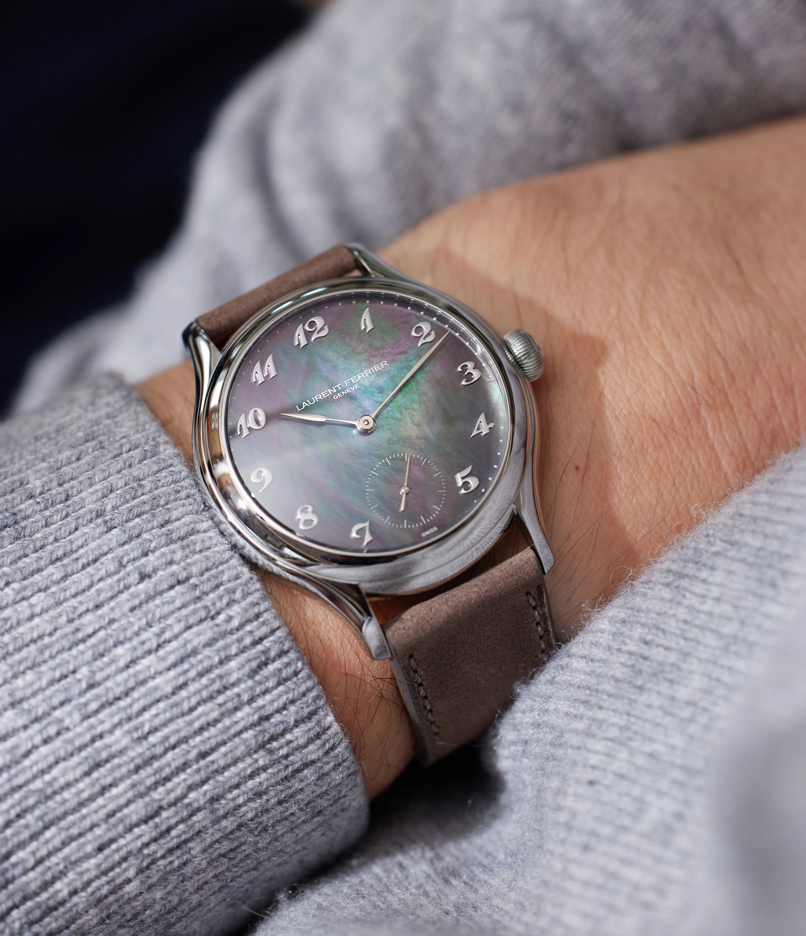 Micro-Rotor Mother of Pearl | Stainless Steel