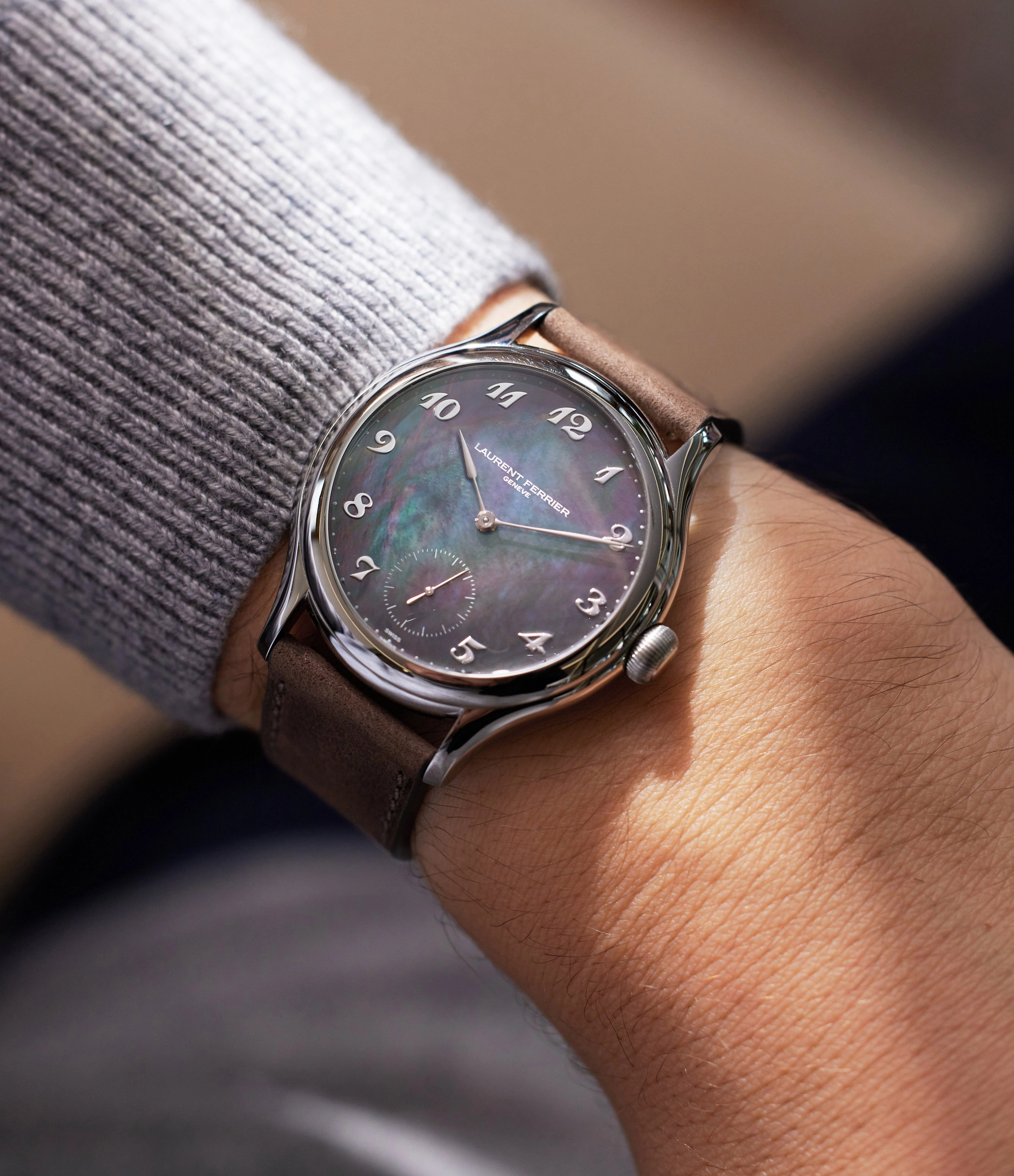 Micro-Rotor Mother of Pearl | Stainless Steel