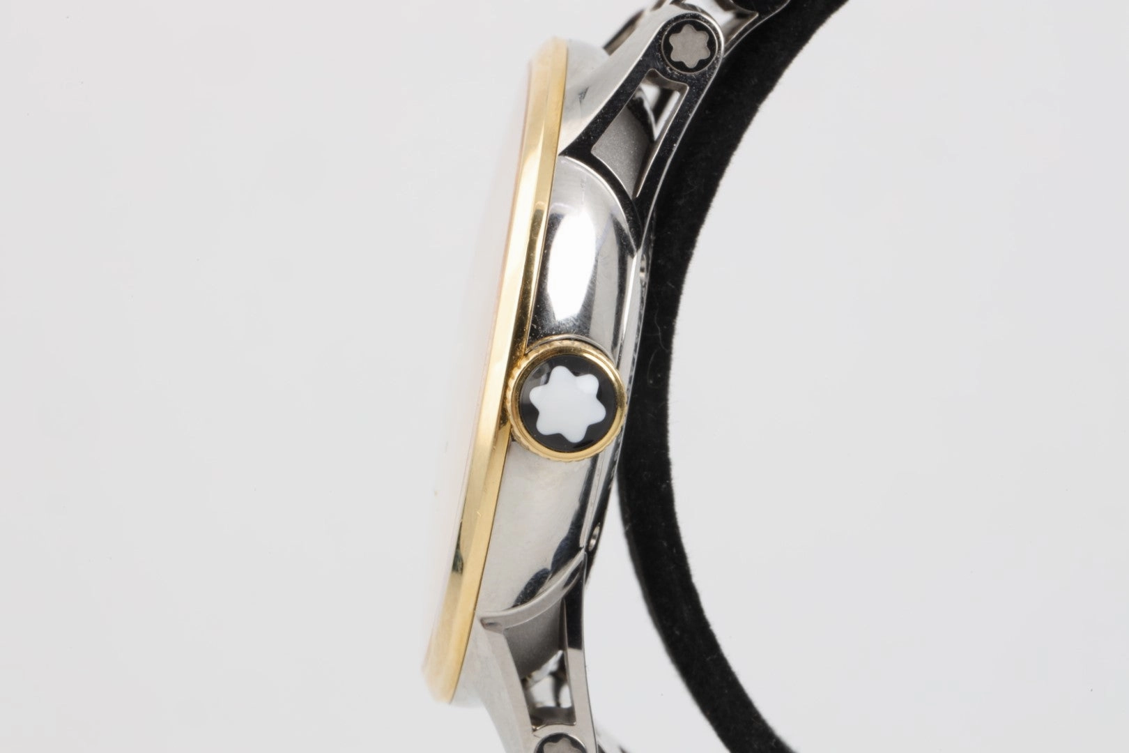 Mont Blanc Timewalker 106502 Steel & 18K 39mm Men's Watch