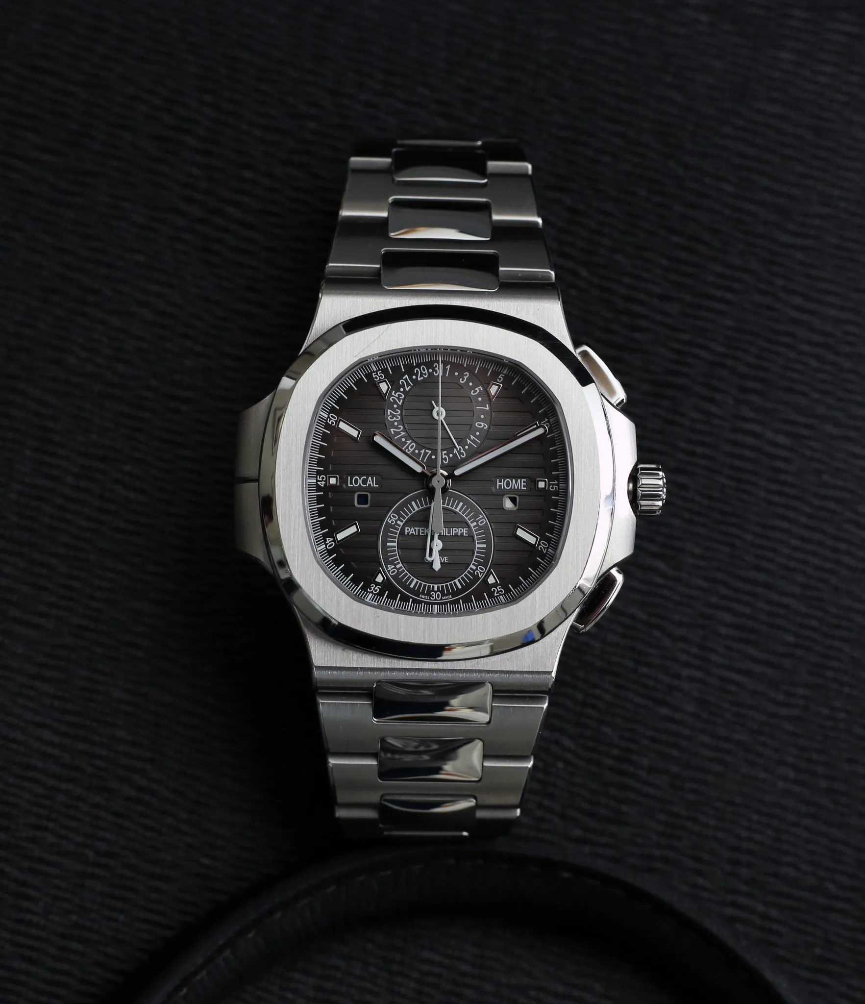 Nautilus 5990/1A-001 | Travel Time Chronograph | Steel