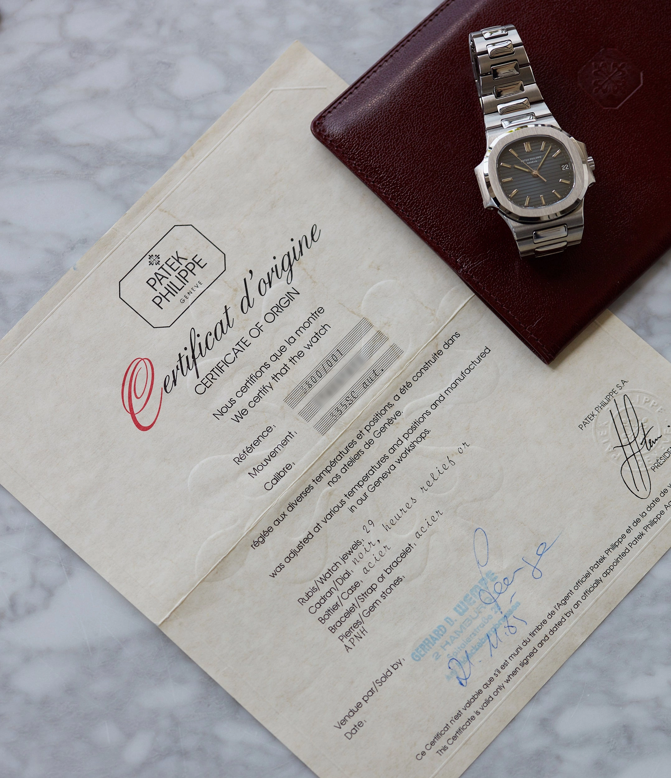 Nautilus 3800/1A | Steel