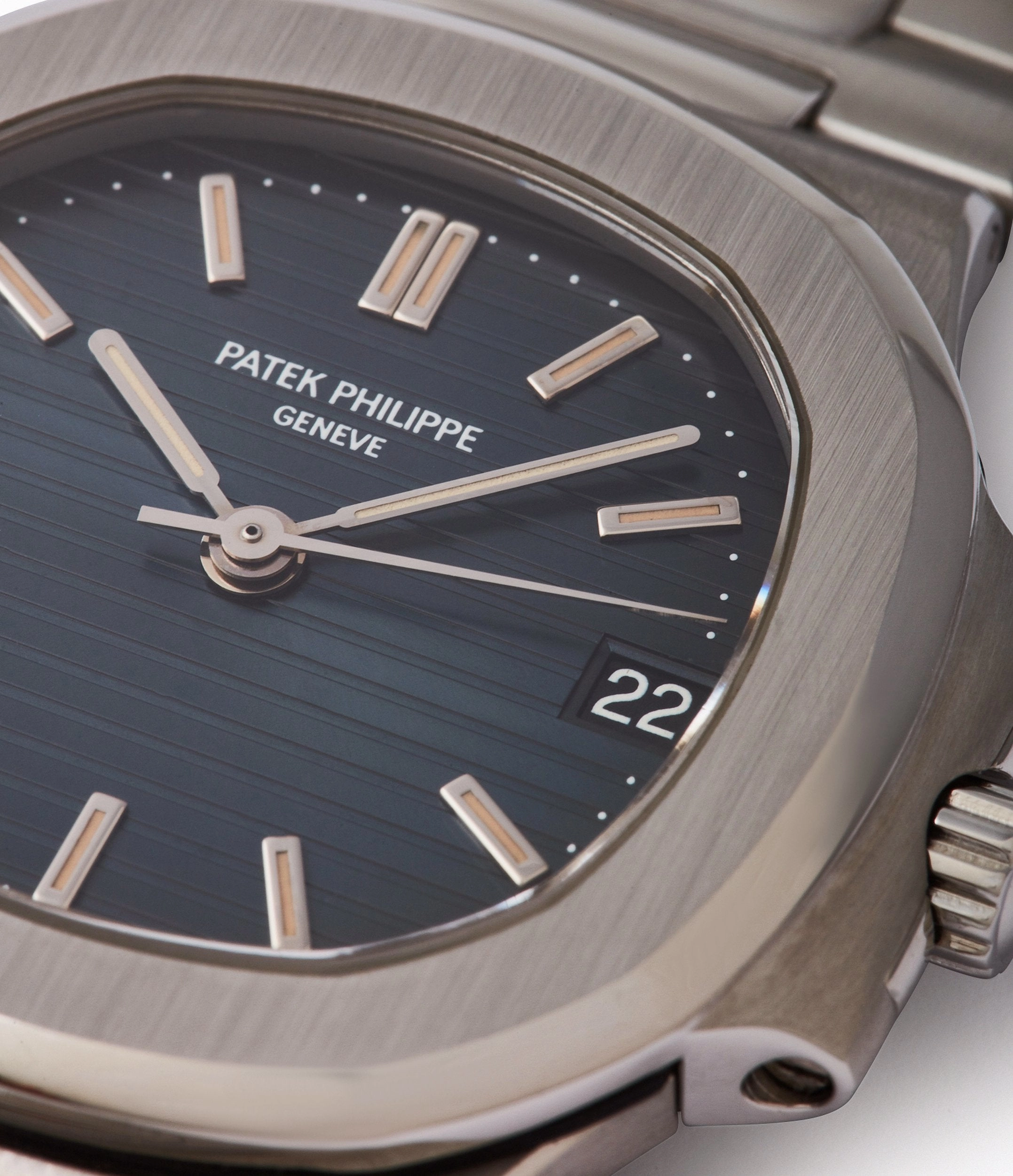 Nautilus 3800/1A | Steel