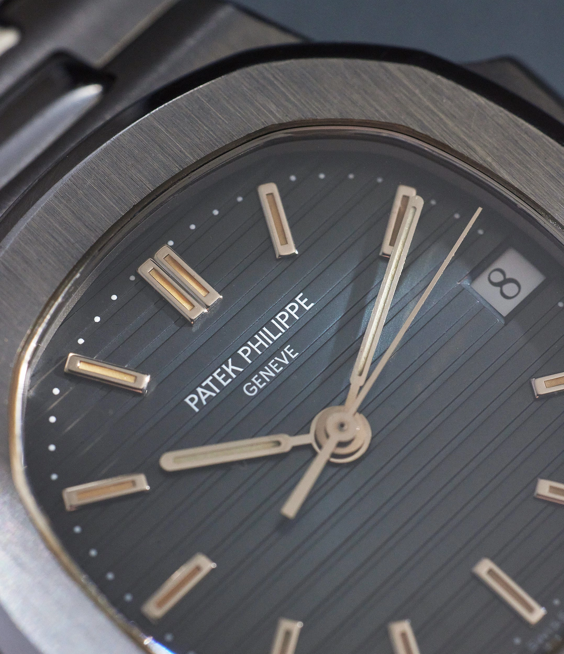 Nautilus 3800/1A | Steel