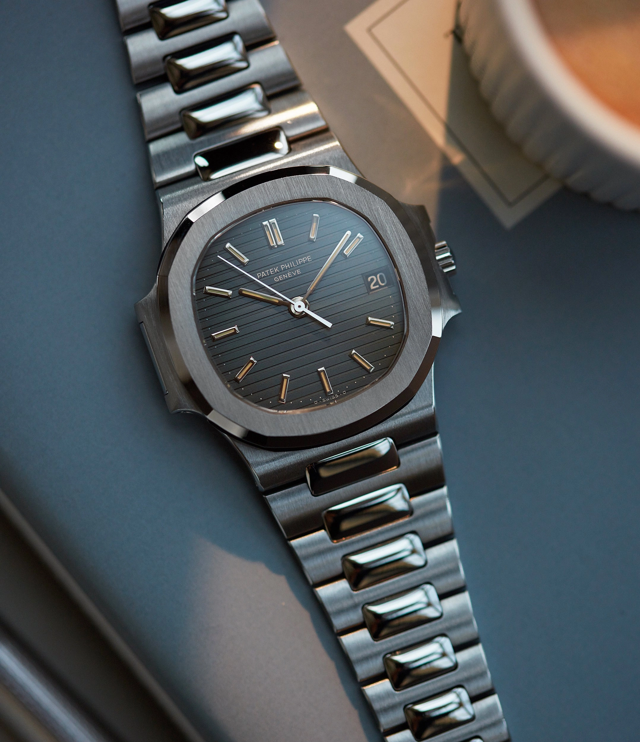 Nautilus 3800/1A | Steel
