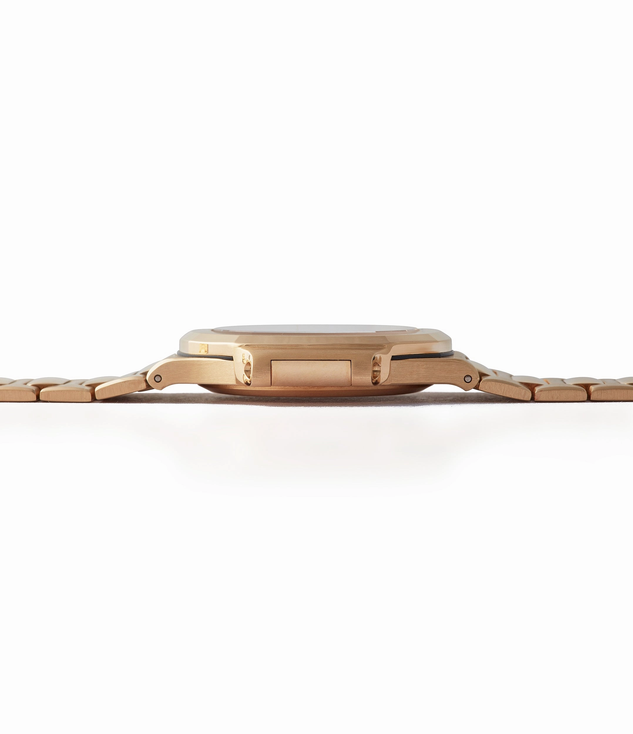 Nautilus 3800 | Roman Numerals | Yellow Gold