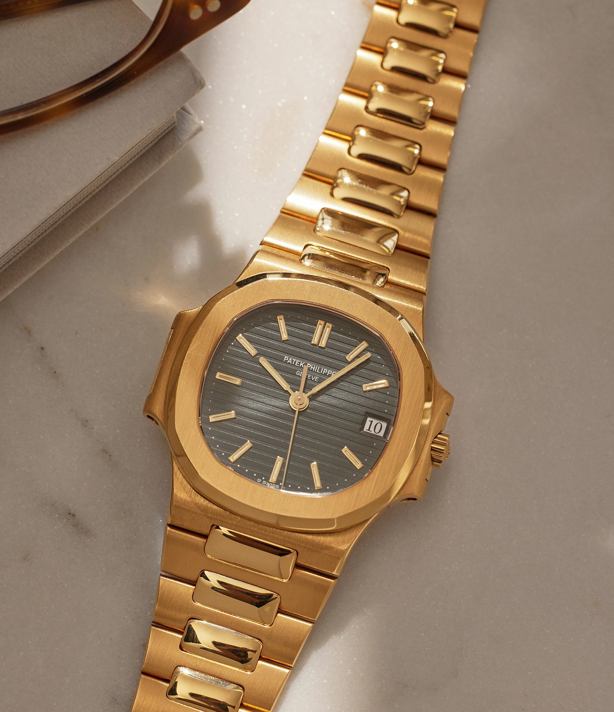 Nautilus 3800 | Yellow Gold