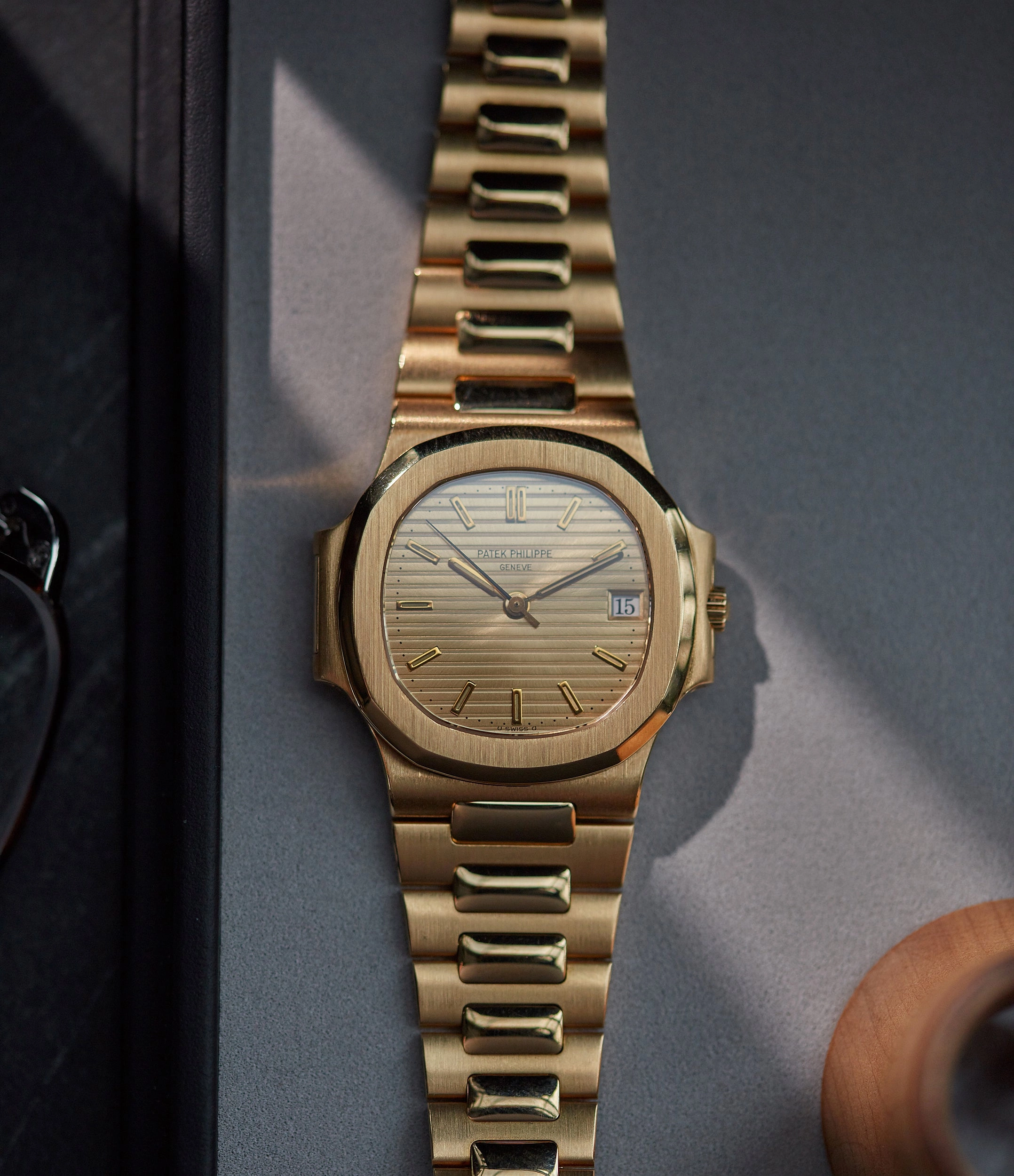 Nautilus 3800 | Yellow Gold