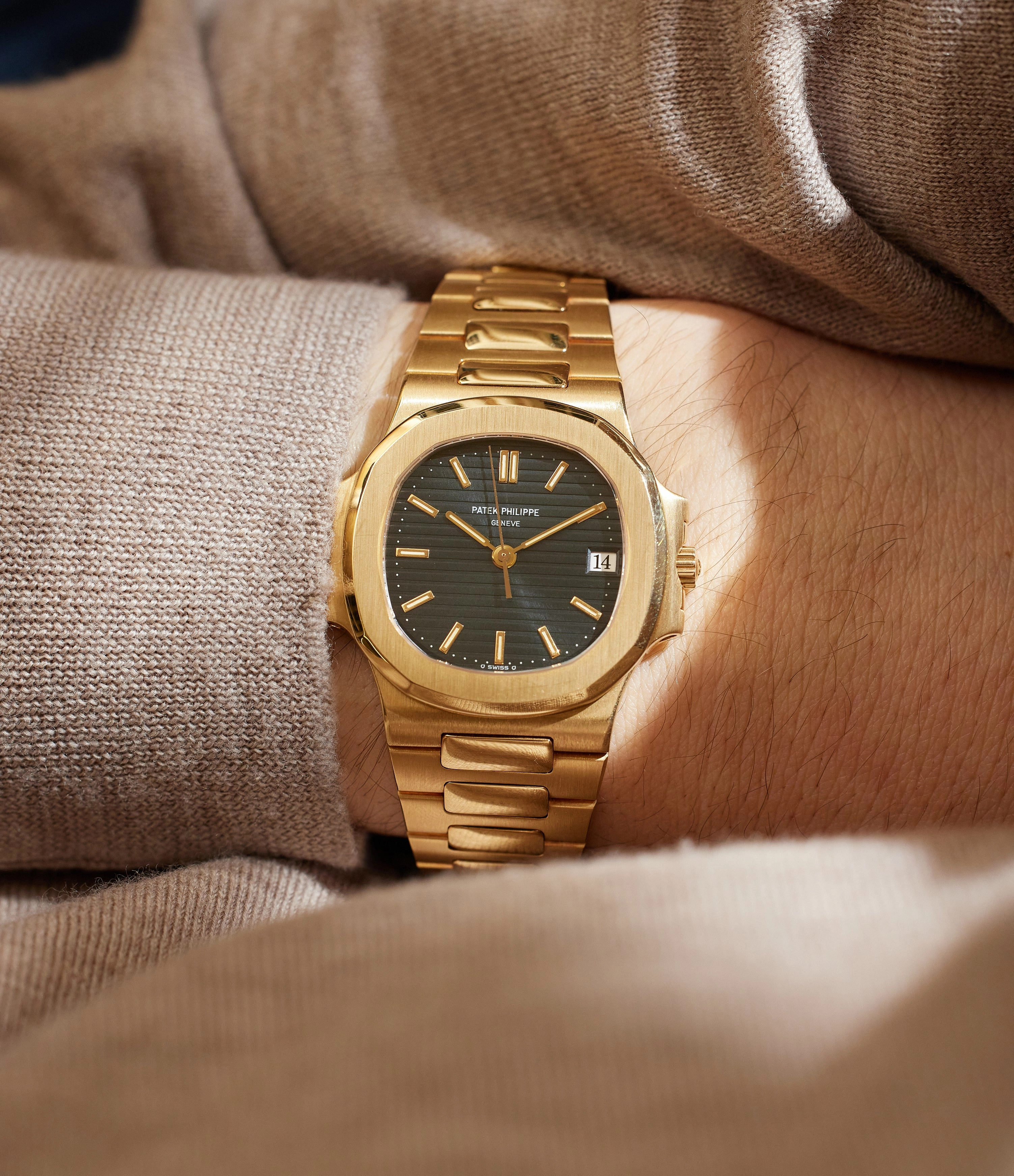Nautilus 3800 | Yellow Gold