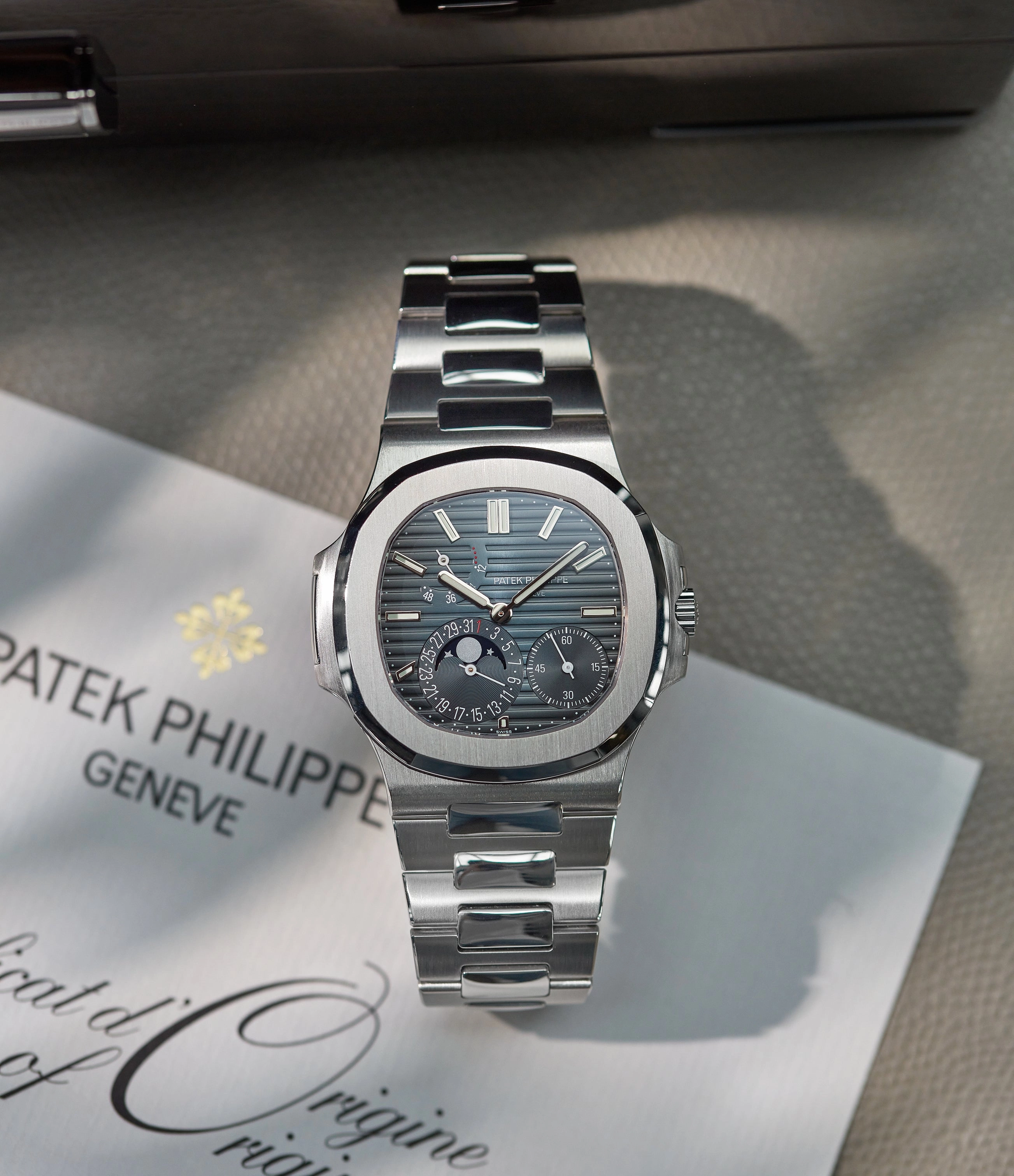 Nautilus 5712-1A-001 | Steel