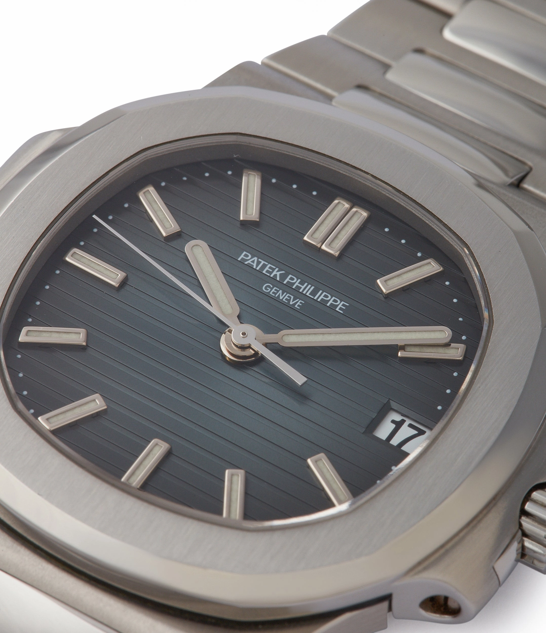 Nautilus 5800 | Steel