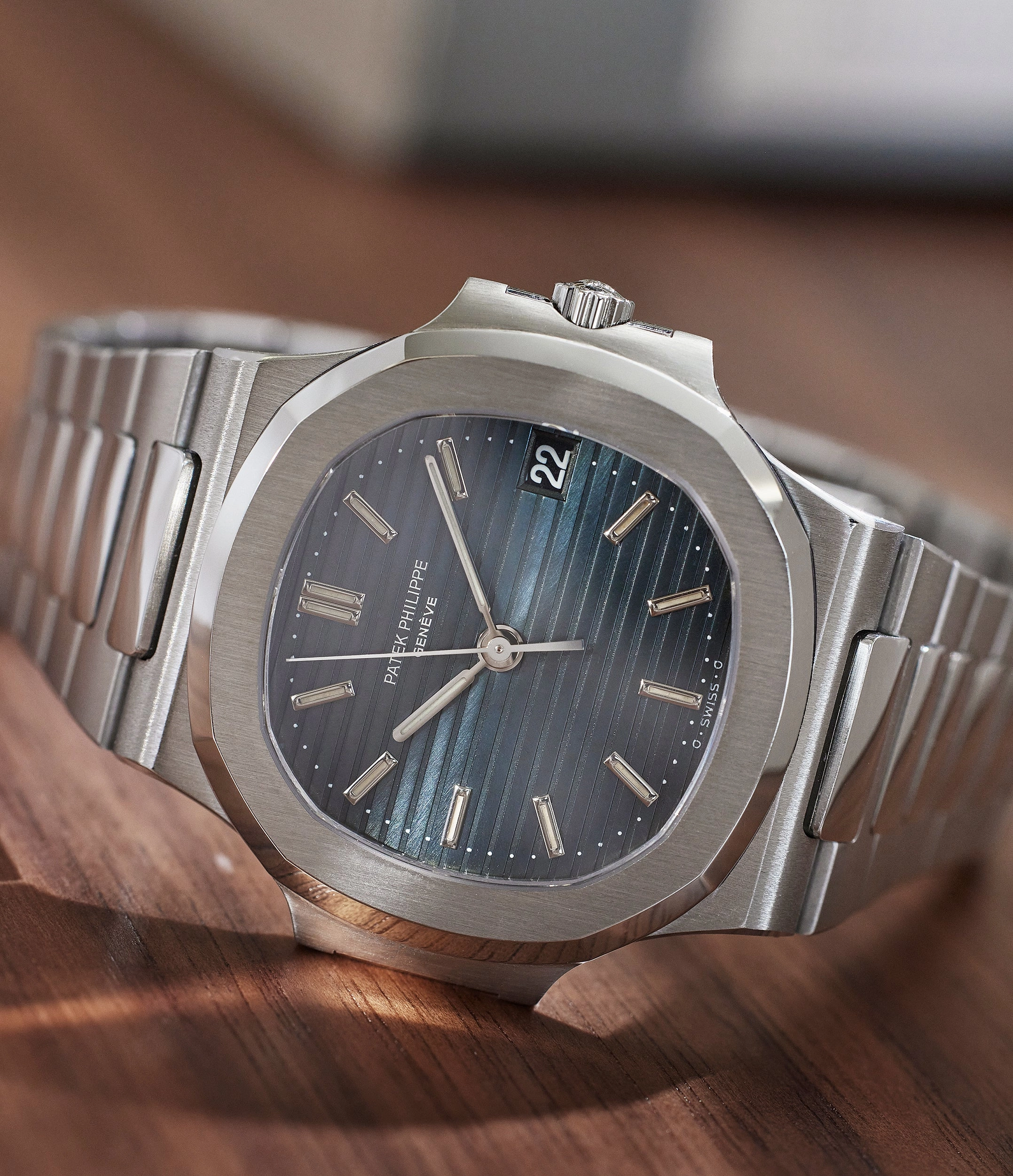 Nautilus | 3800 | Steel