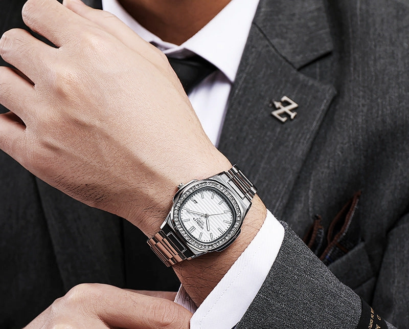 New MODAIYA Rhinestone Men's Watch